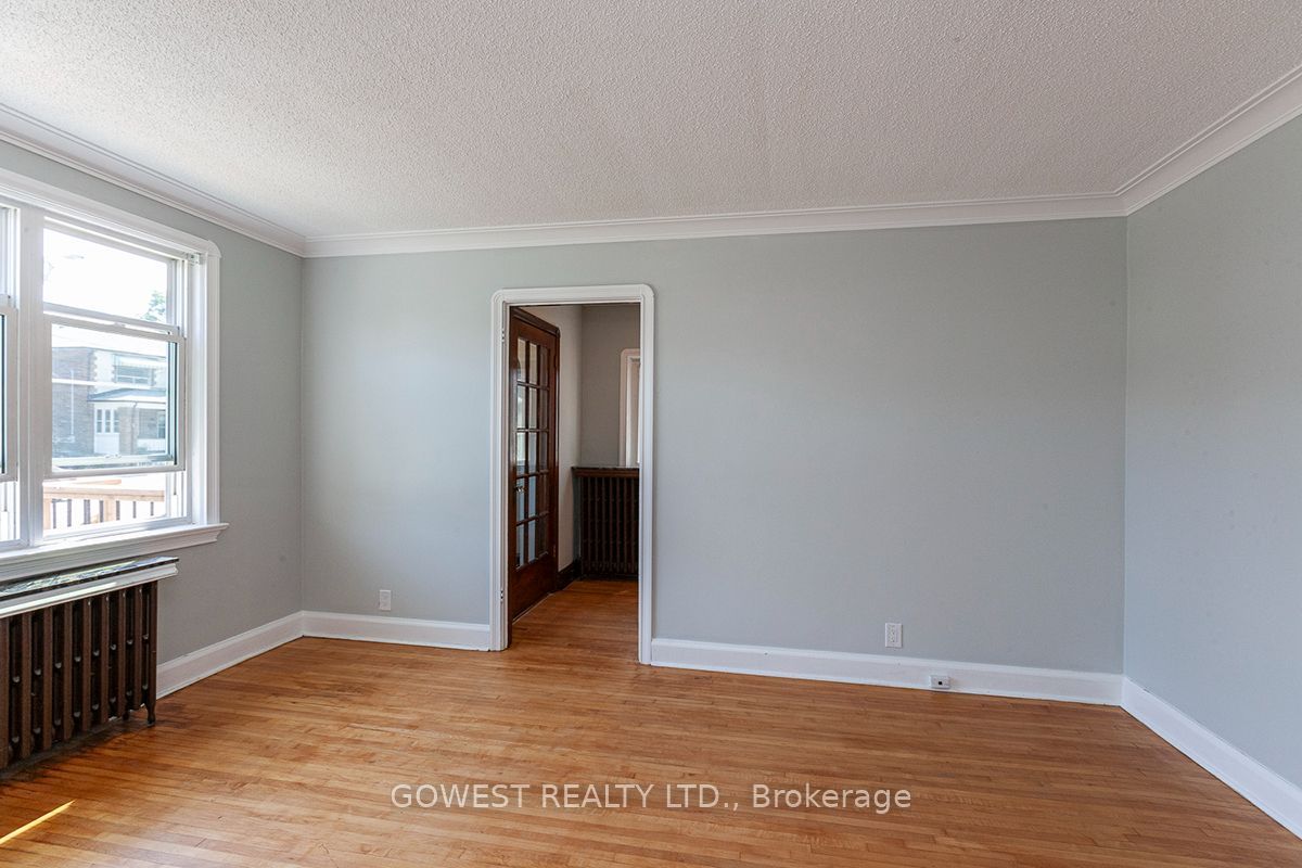 480 Jane Street 1, Toronto, ON M6S 4A2 photo 4