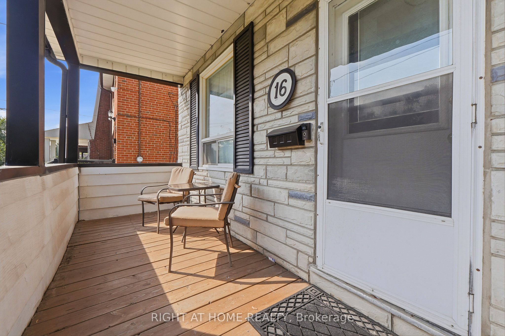 16 Greendale Avenue, Toronto, ON M6N 4P5 photo 4