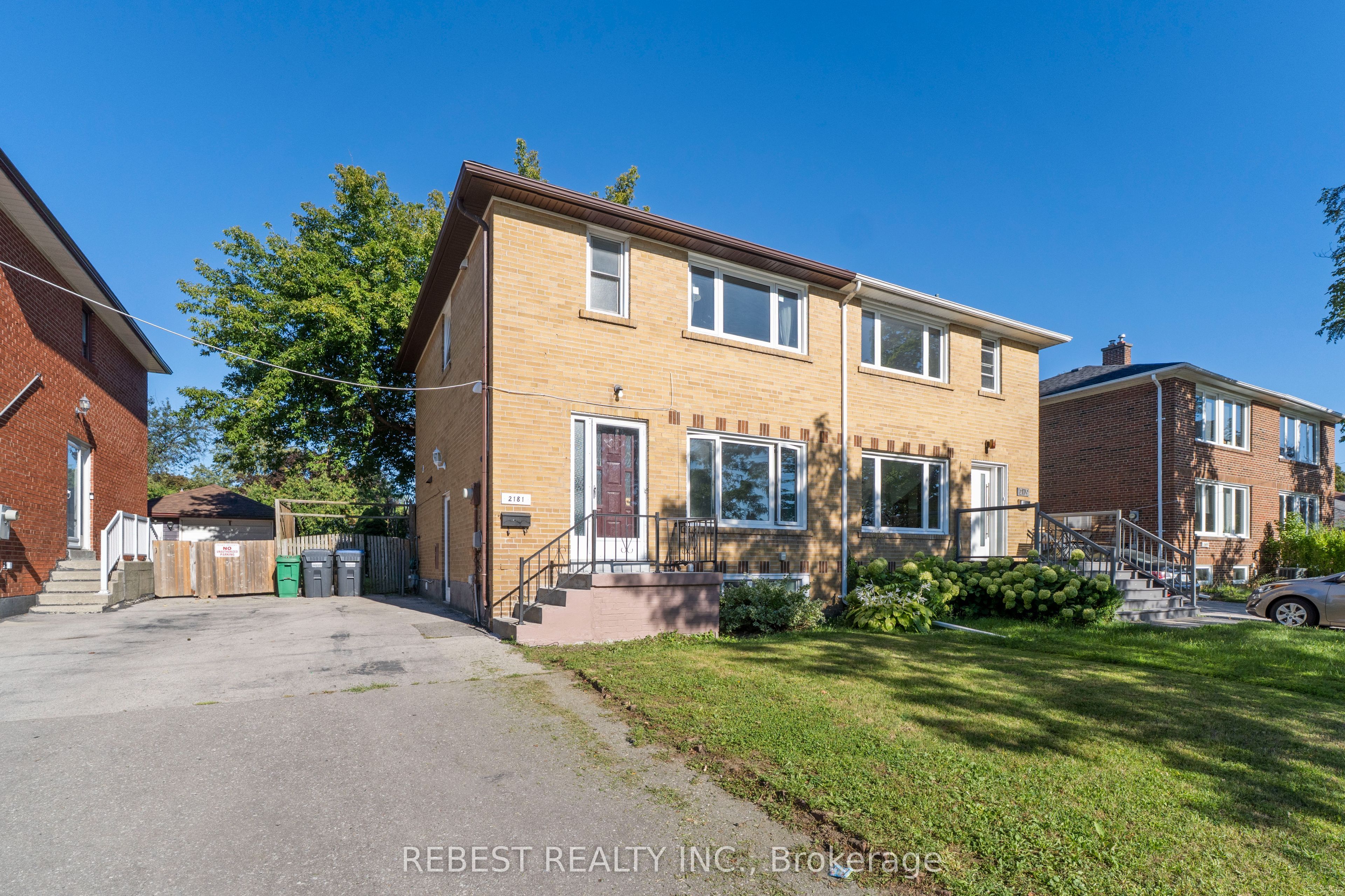 2181 Wiseman Court, Mississauga, ON L5J 1P3 photo 3