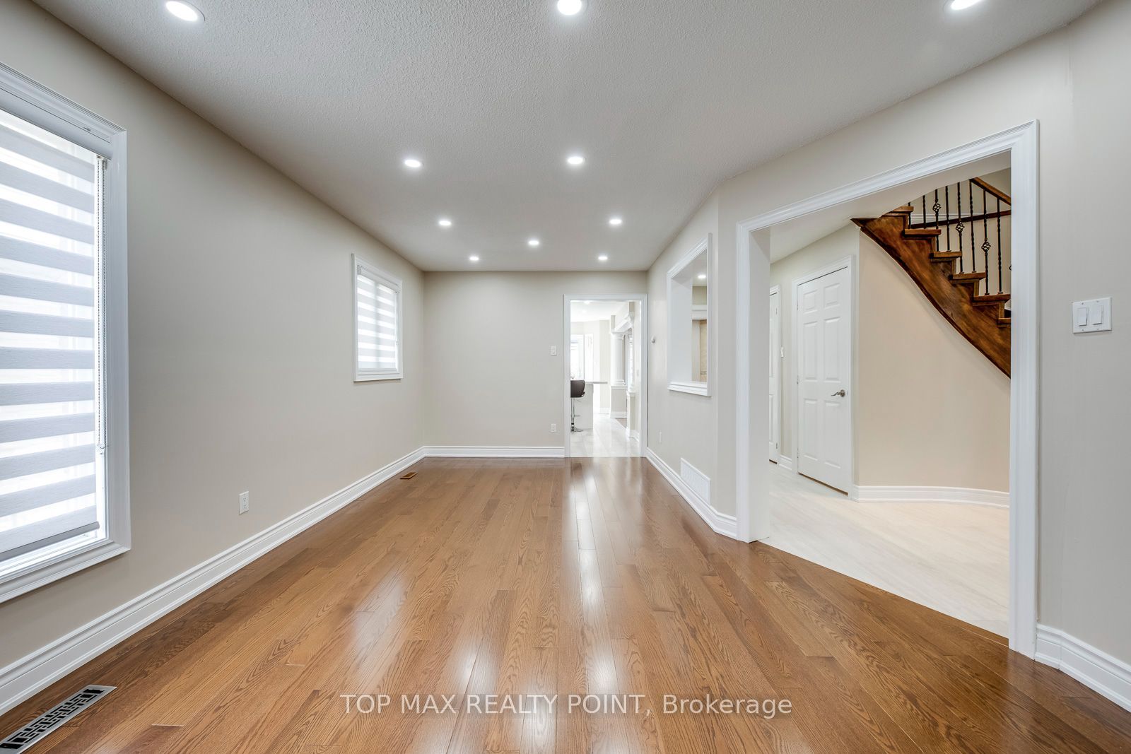 3539 Ingram Road, Mississauga, ON L5L 4M4 photo 3