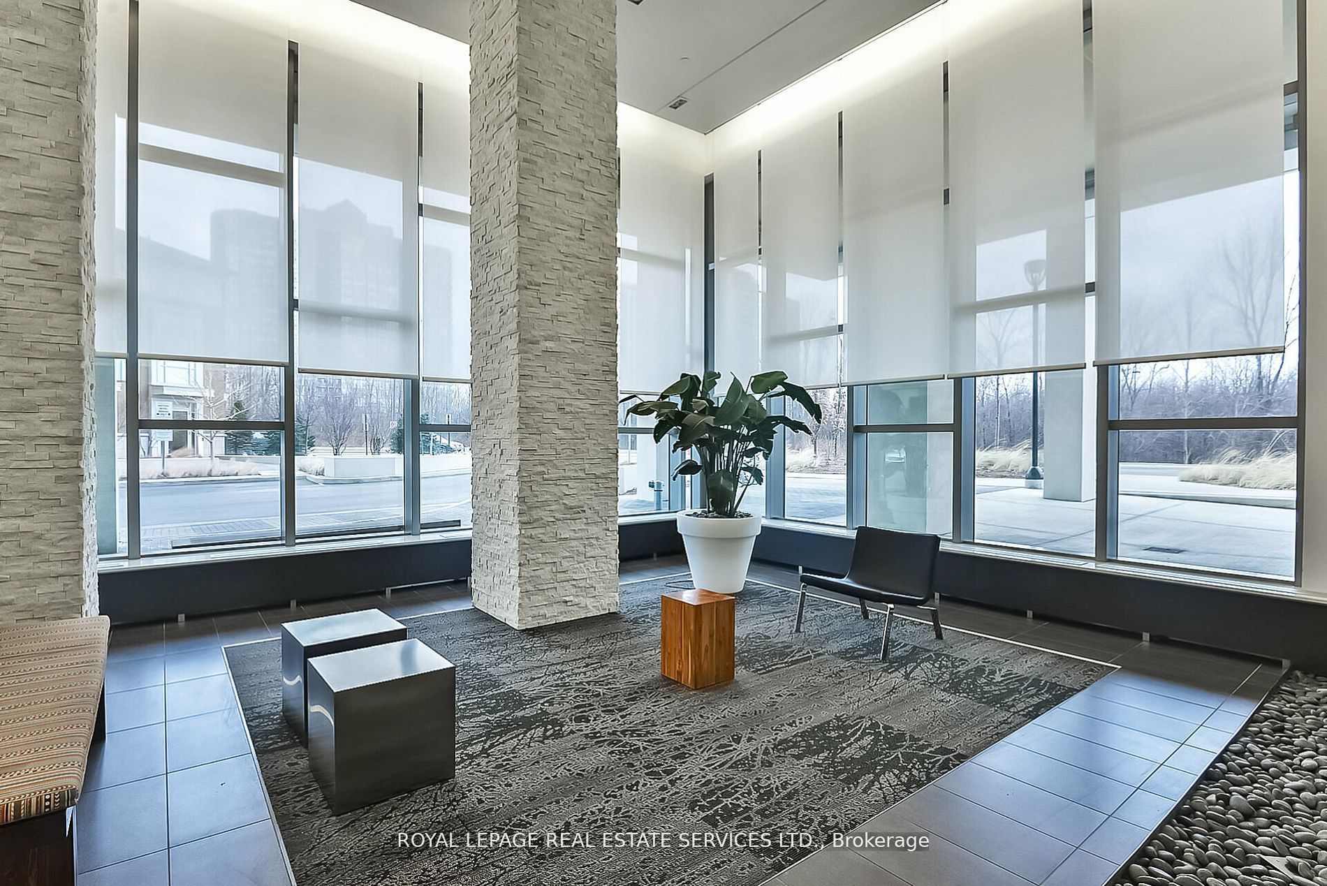 360 Square One Drive 602, Mississauga, ON L5B 0E6 photo 5