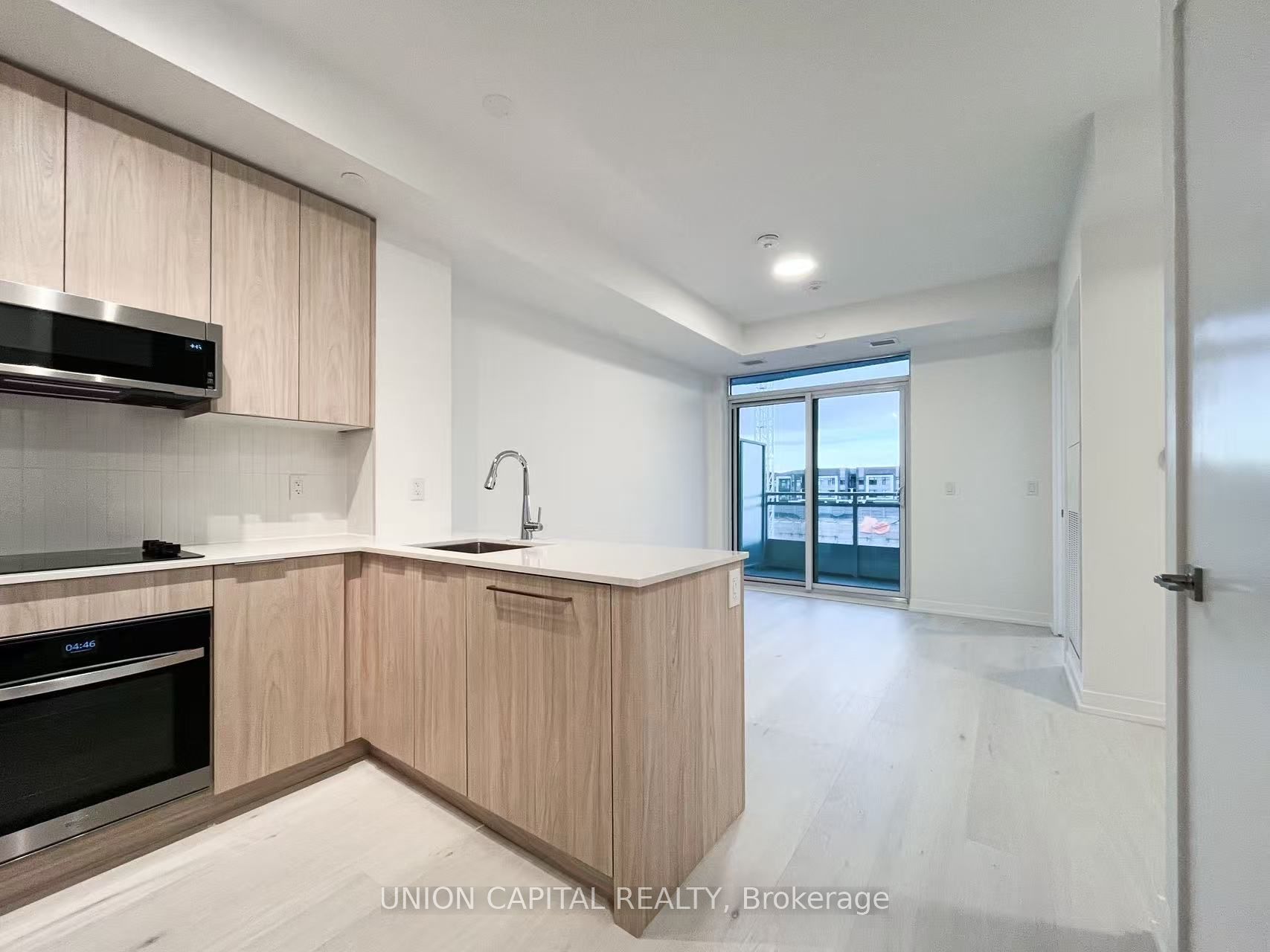 2501 Saw Whet Boulevard 219, Oakville, ON L6M 5N2 photo 5