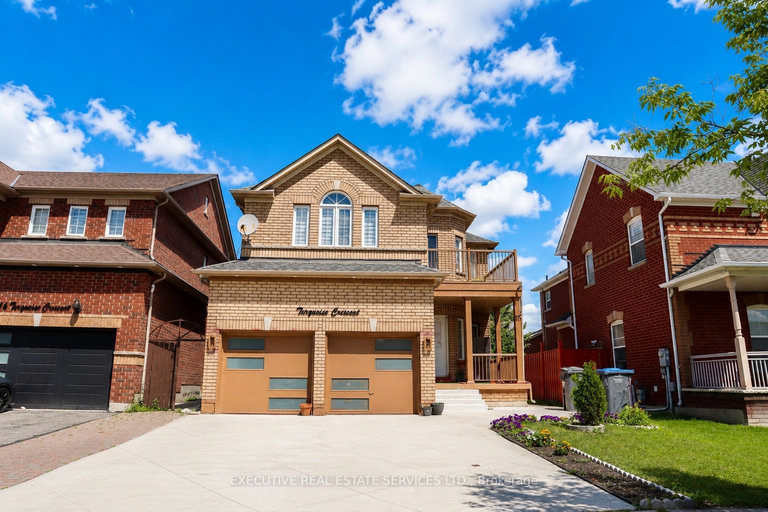118 Turquoise Crescent, Brampton, ON L6P 2R3