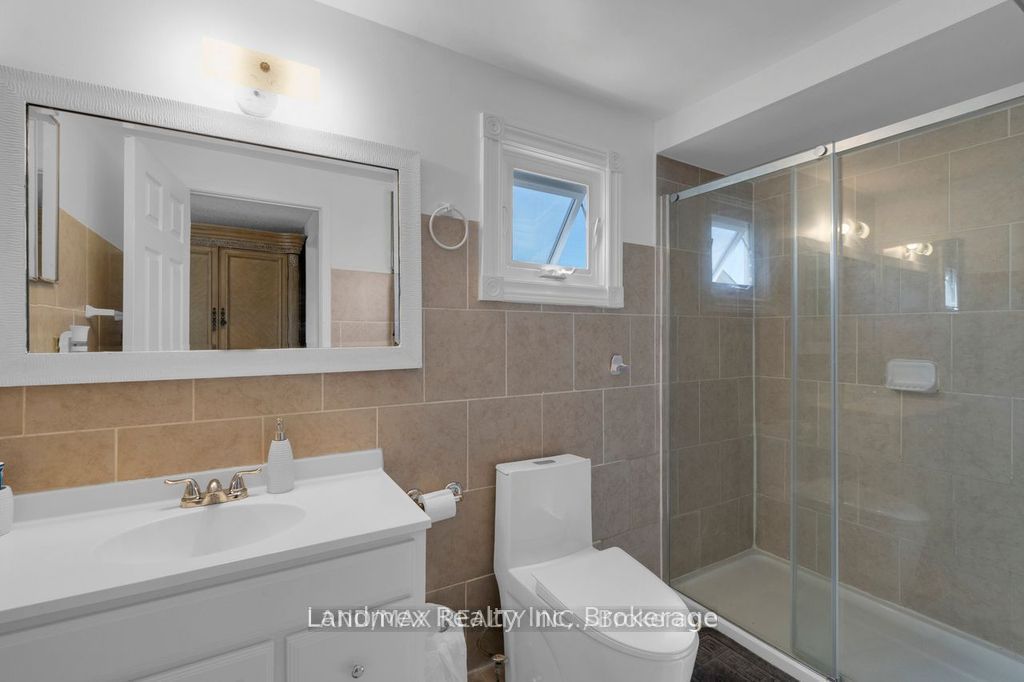 6636 Edenwood Drive, Mississauga, ON L5N 3J9 photo 4
