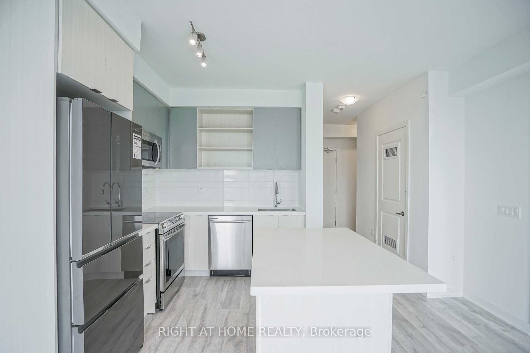 4677 Glen Erin Drive 1808, Mississauga, ON L5M 2E3 photo 3