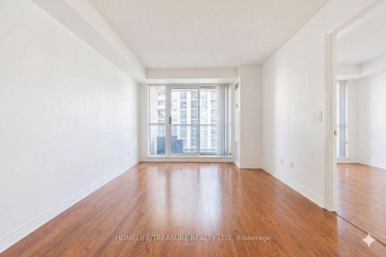 5 Michael Power Place 905, Toronto, ON M9A 0A3 photo 4