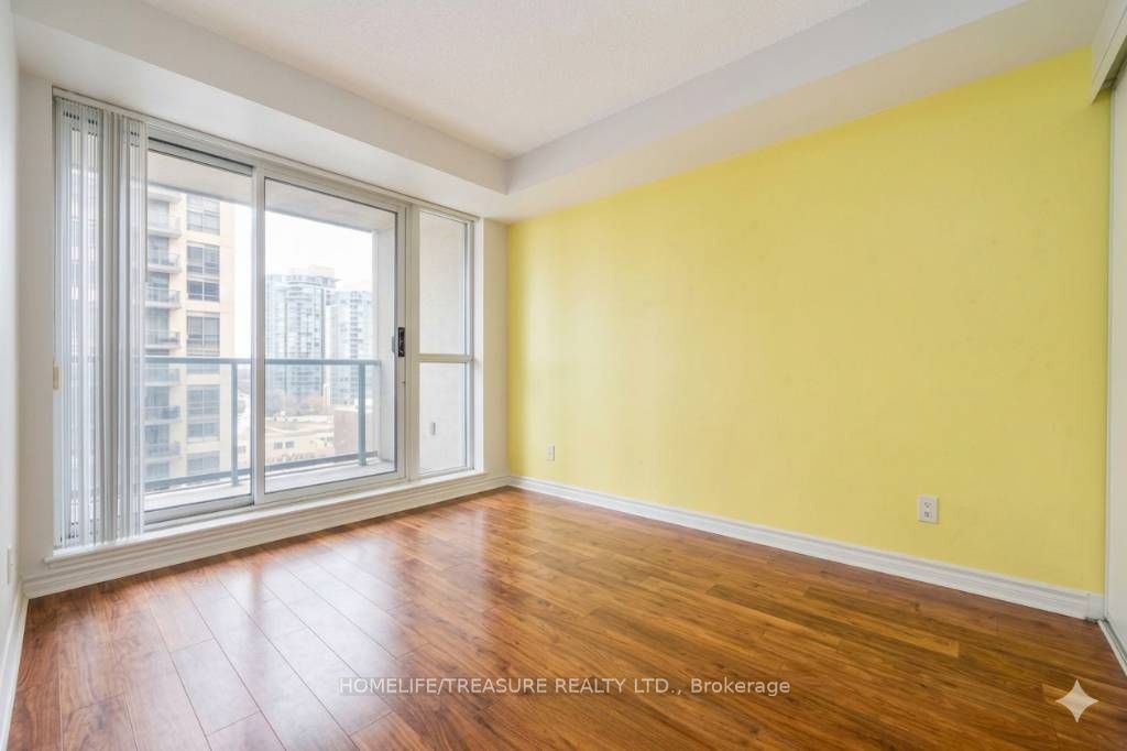5 Michael Power Place 905, Toronto, ON M9A 0A3 photo 5