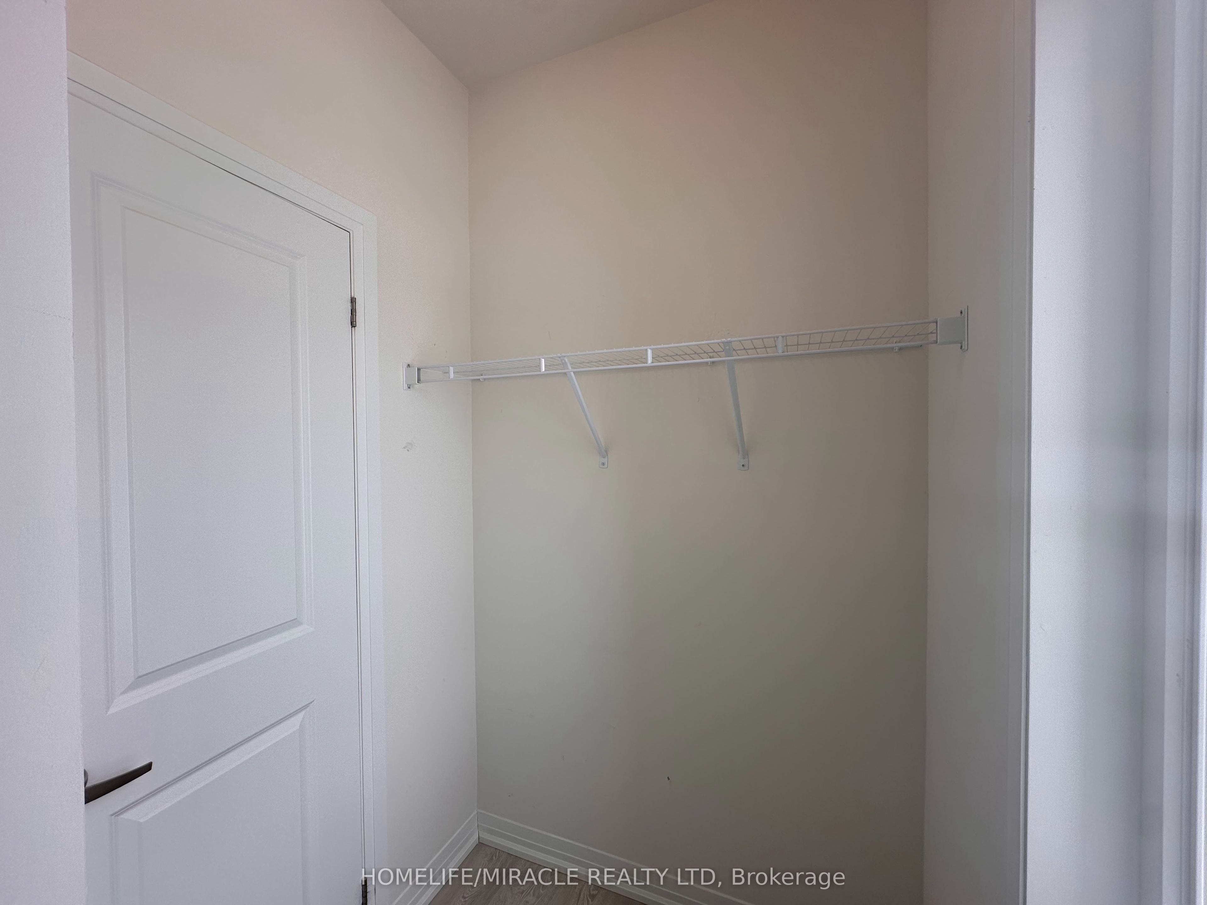 30 Skyridge Drive 2, Brampton, ON L6P 4P3 photo 4