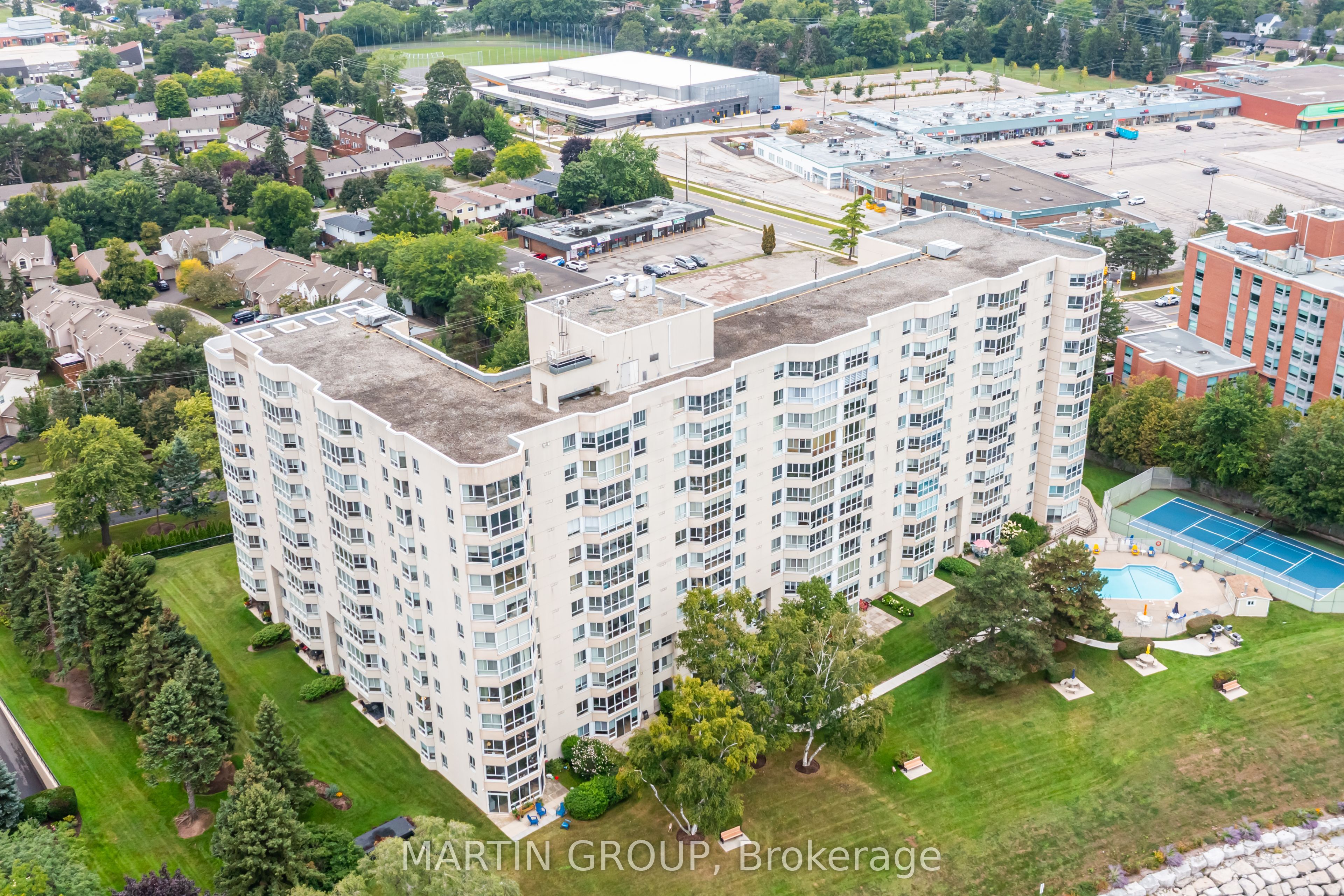 5280 Lakeshore Road 1102, Burlington, ON L7L 5R1 photo 2