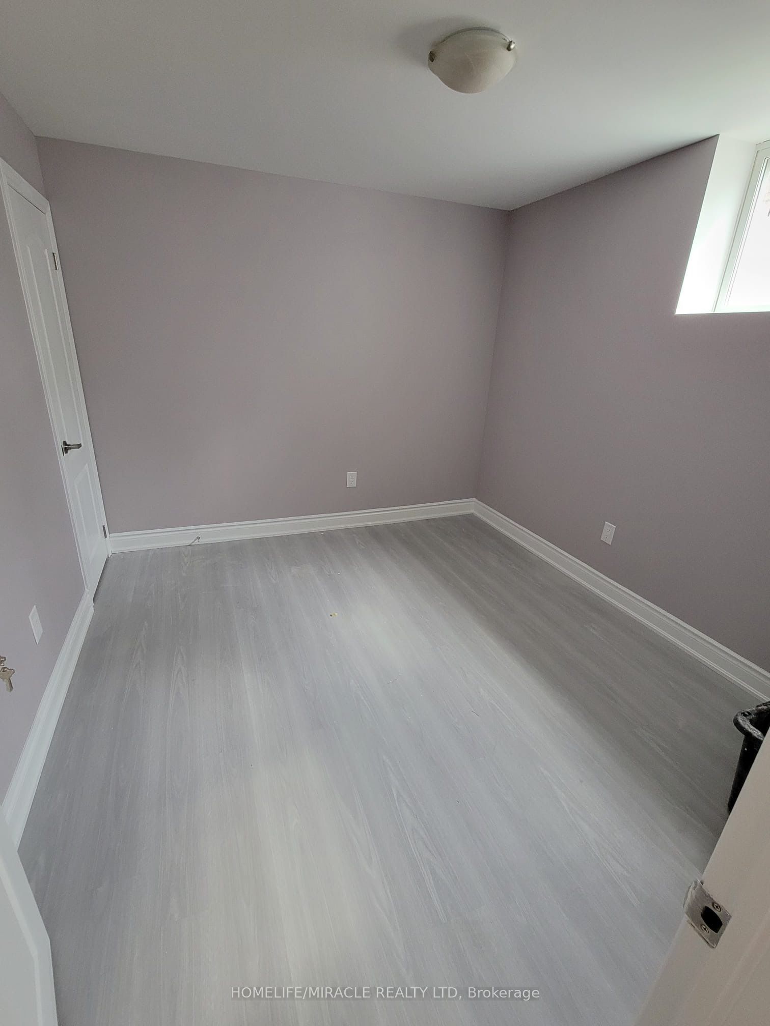 22 Tawnie Cres (Basement), Brampton, ON L6X 0L7 photo 5