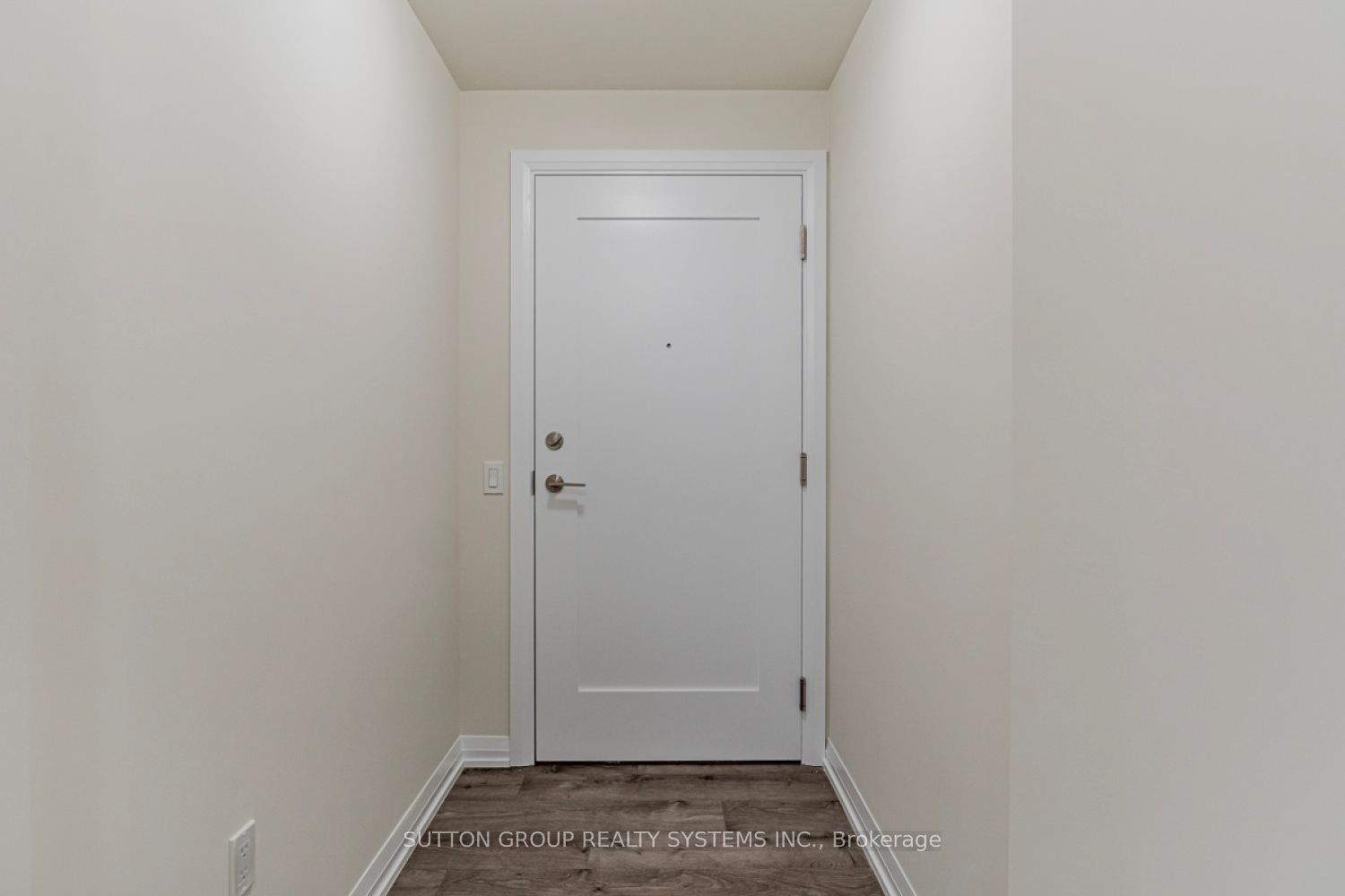 35 Watergarden Drive 3211, Mississauga, ON L5R 0G8 photo 3