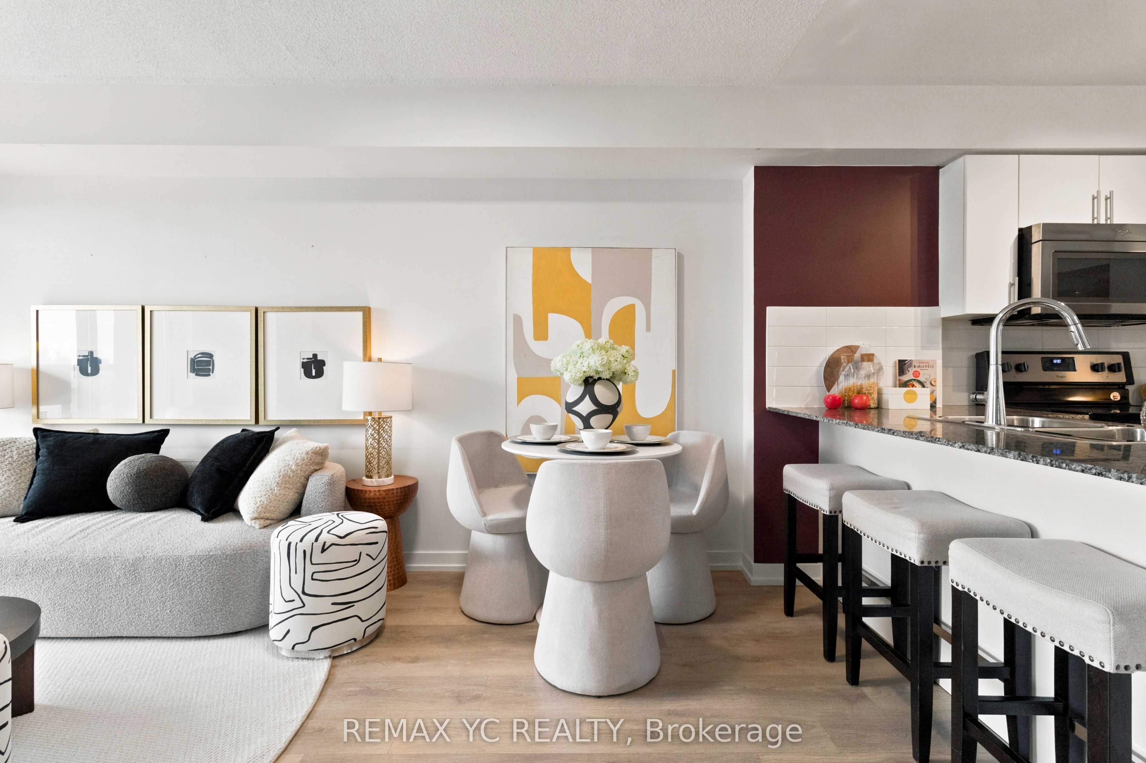 1410 Dupont Street 2408, Toronto, ON M6H 0B6 photo 5