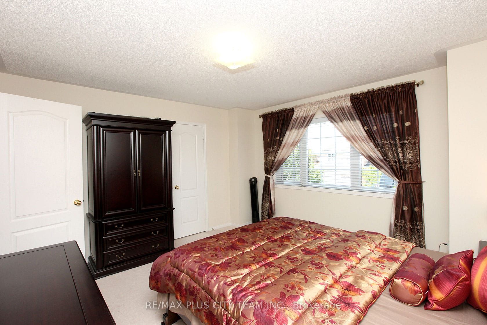 37 Ancestor Drive, Brampton, ON L6X 4Y4 photo 4