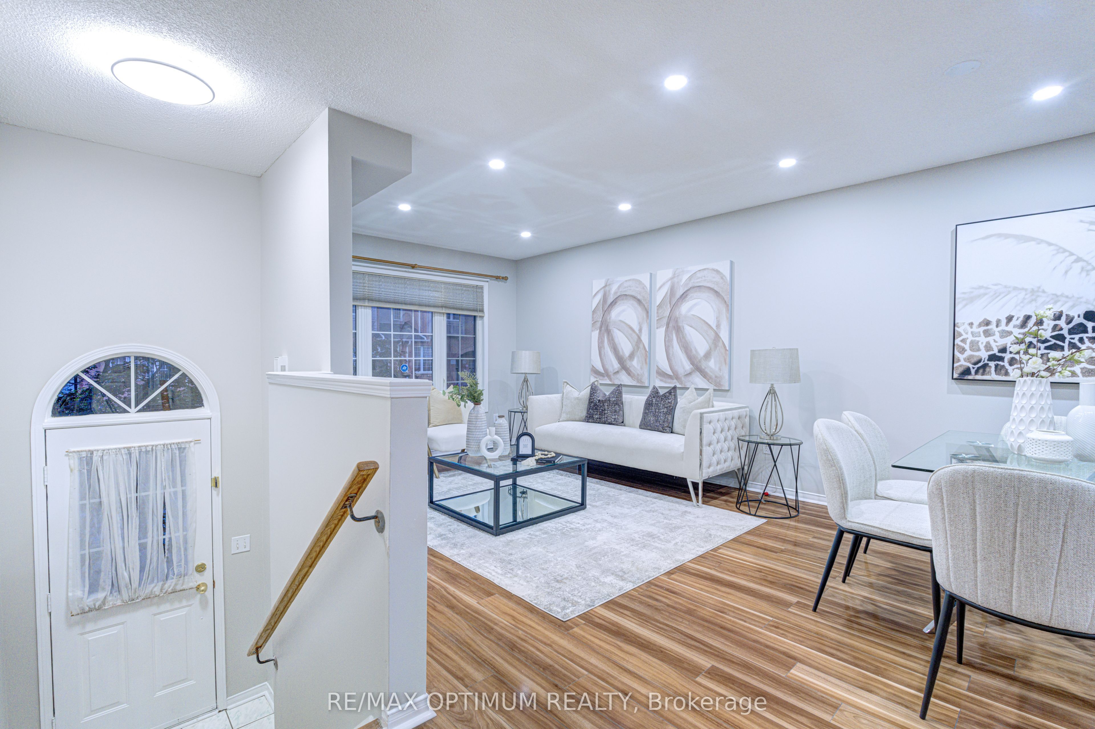 5030 Heatherleigh Avenue 83, Mississauga, ON L5V 2G7 photo 3