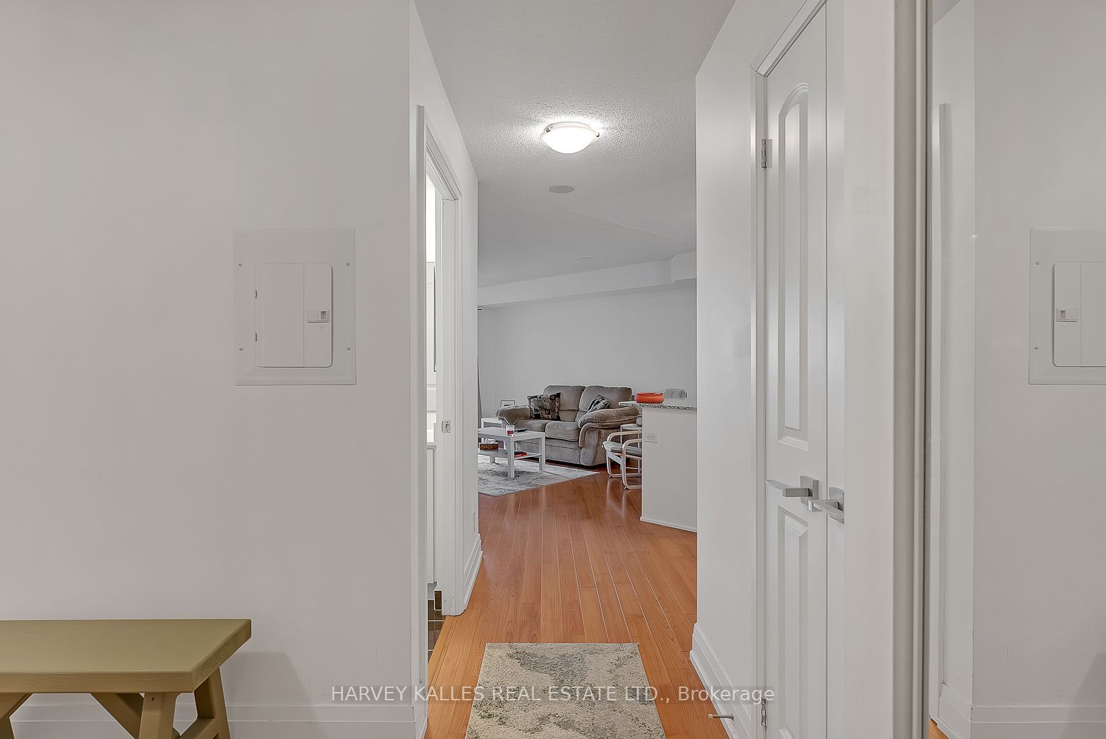 1060 Sheppard Avenue W 1021, Toronto, ON M3J 0G7 photo 2