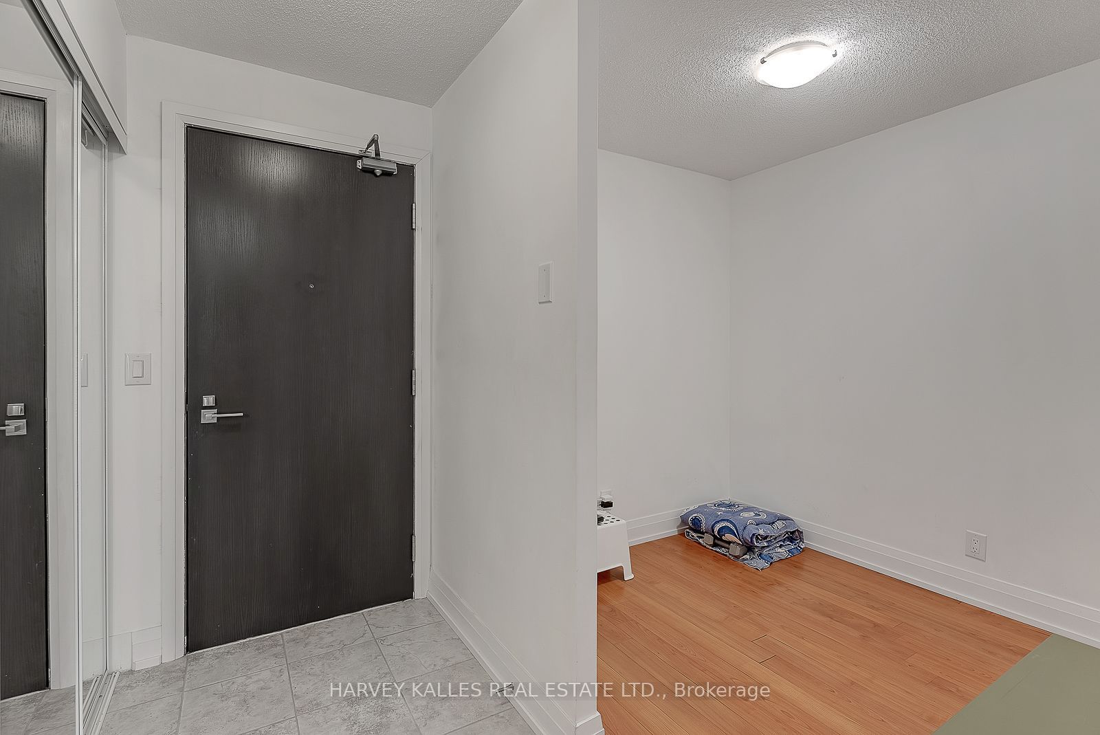 1060 Sheppard Avenue W 1021, Toronto, ON M3J 0G7 photo 3