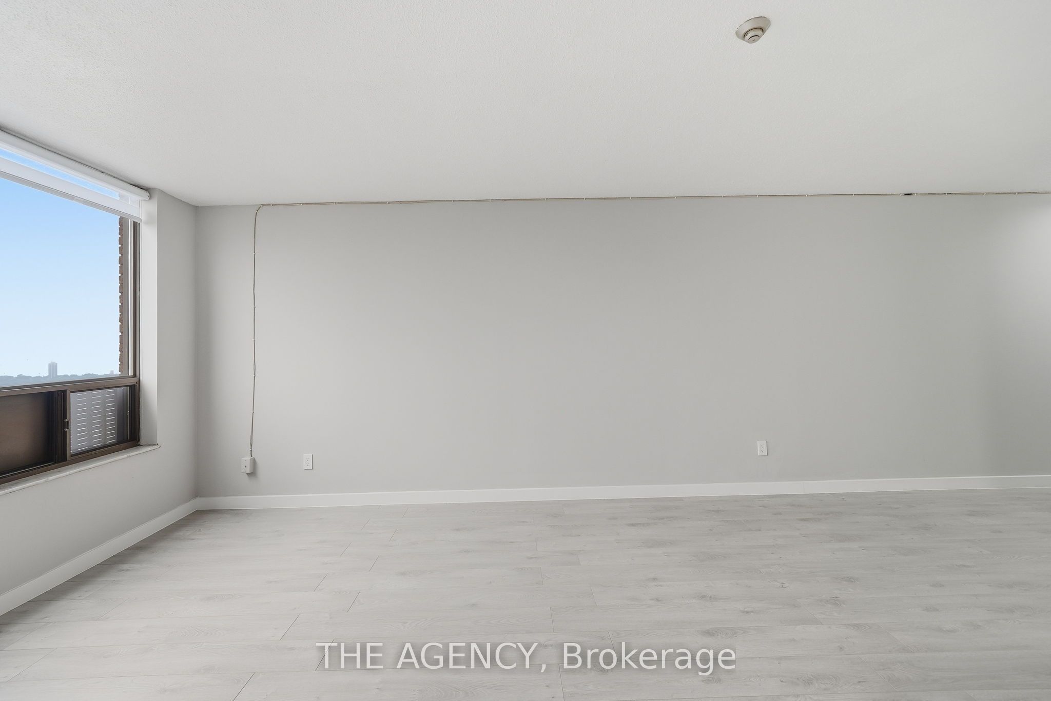 2360 Dundas Street W 2808B, Toronto, ON M6P 4B2 photo 4