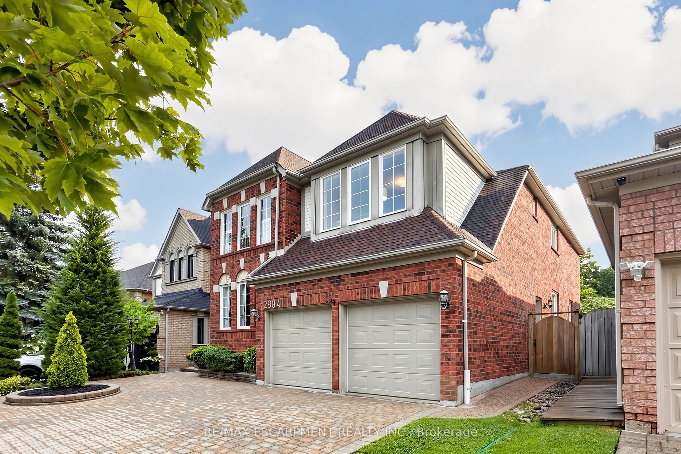 2942 Coulson Court, Mississauga, ON L5M 5S8 photo 2