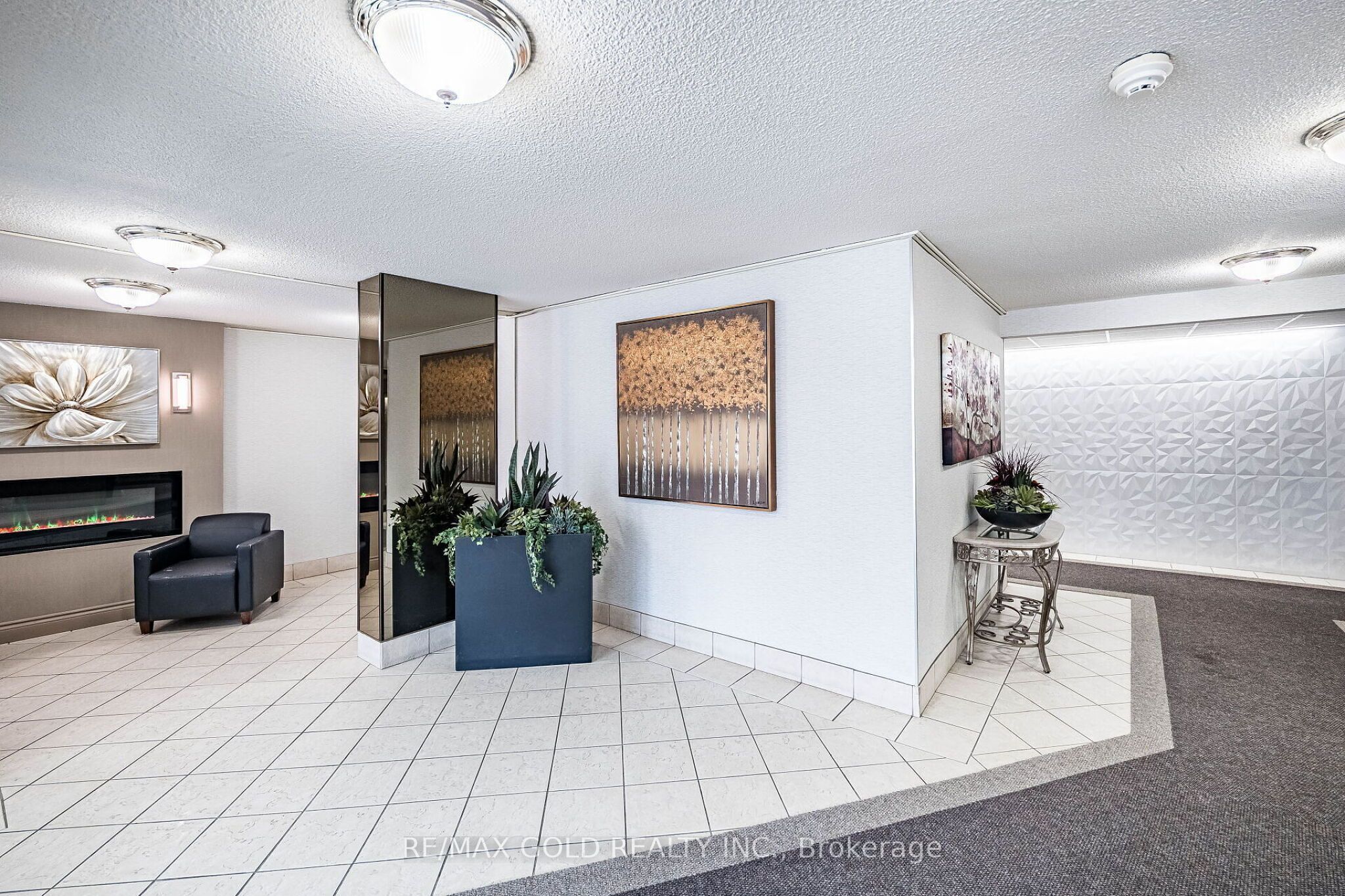 18 Knightsbridge Road 508, Brampton, ON L6T 3X5 photo 4