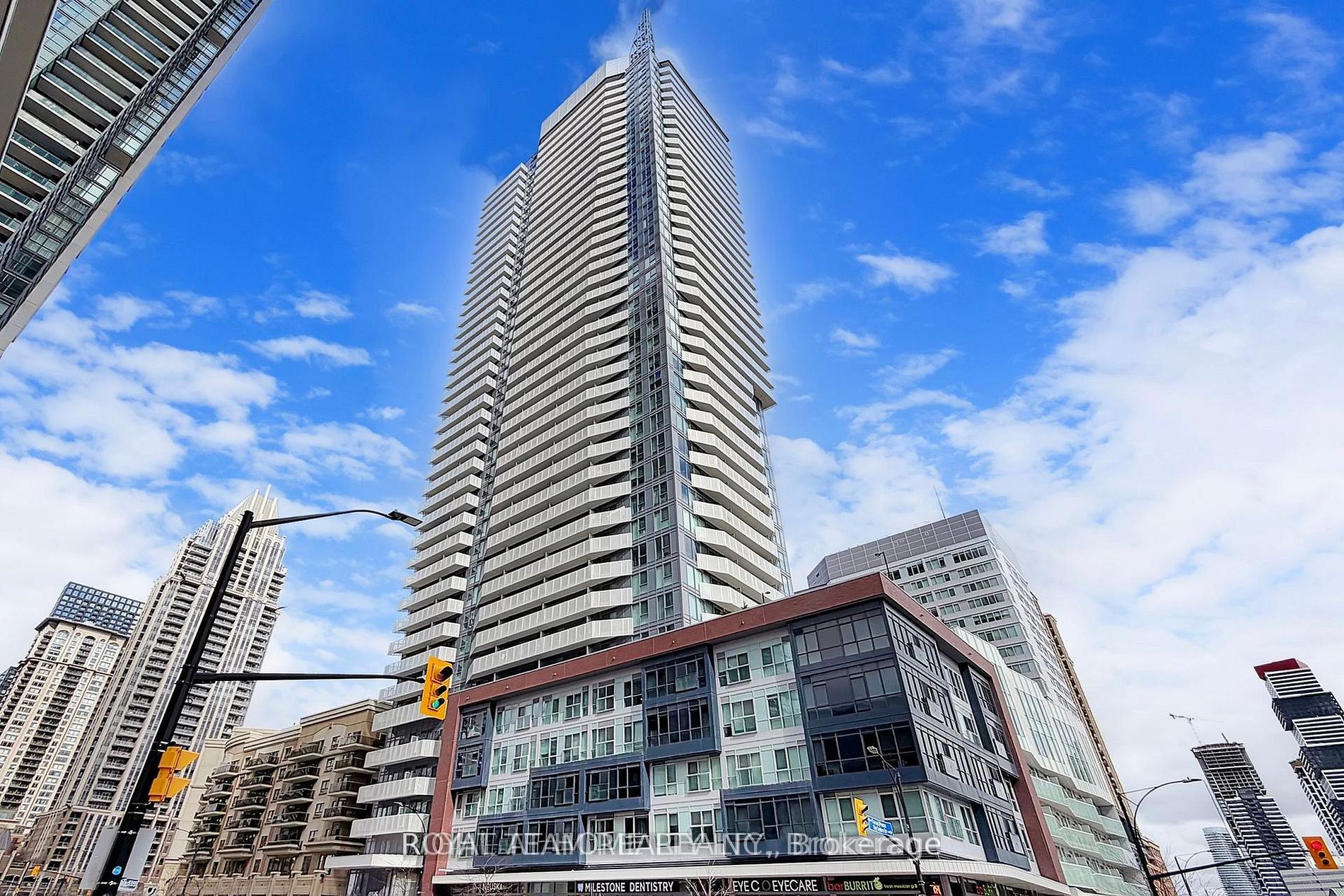 4065 Confederation Parkway 2507, Mississauga, ON L5B 4N1