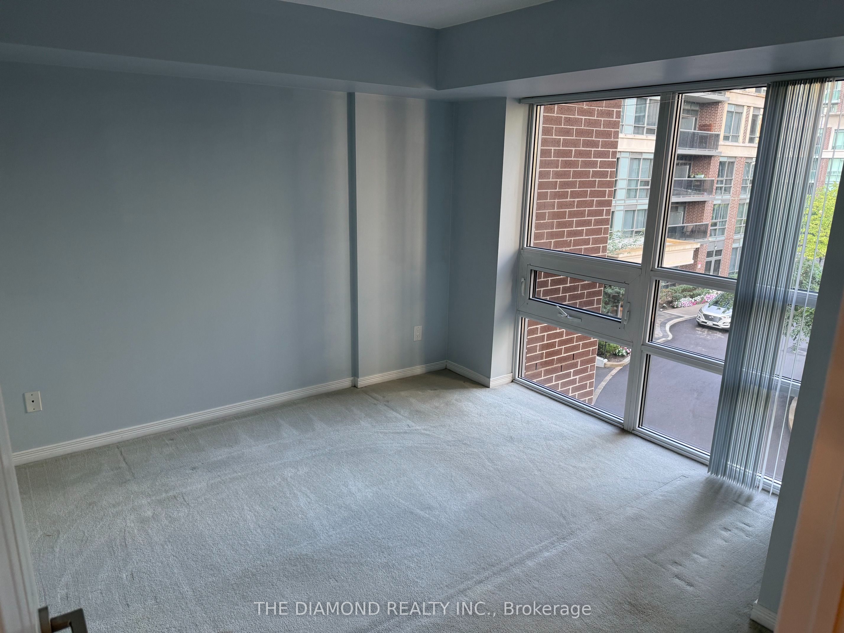 3 Michael Power Place 308, Toronto, ON M9A 0A2 photo 4