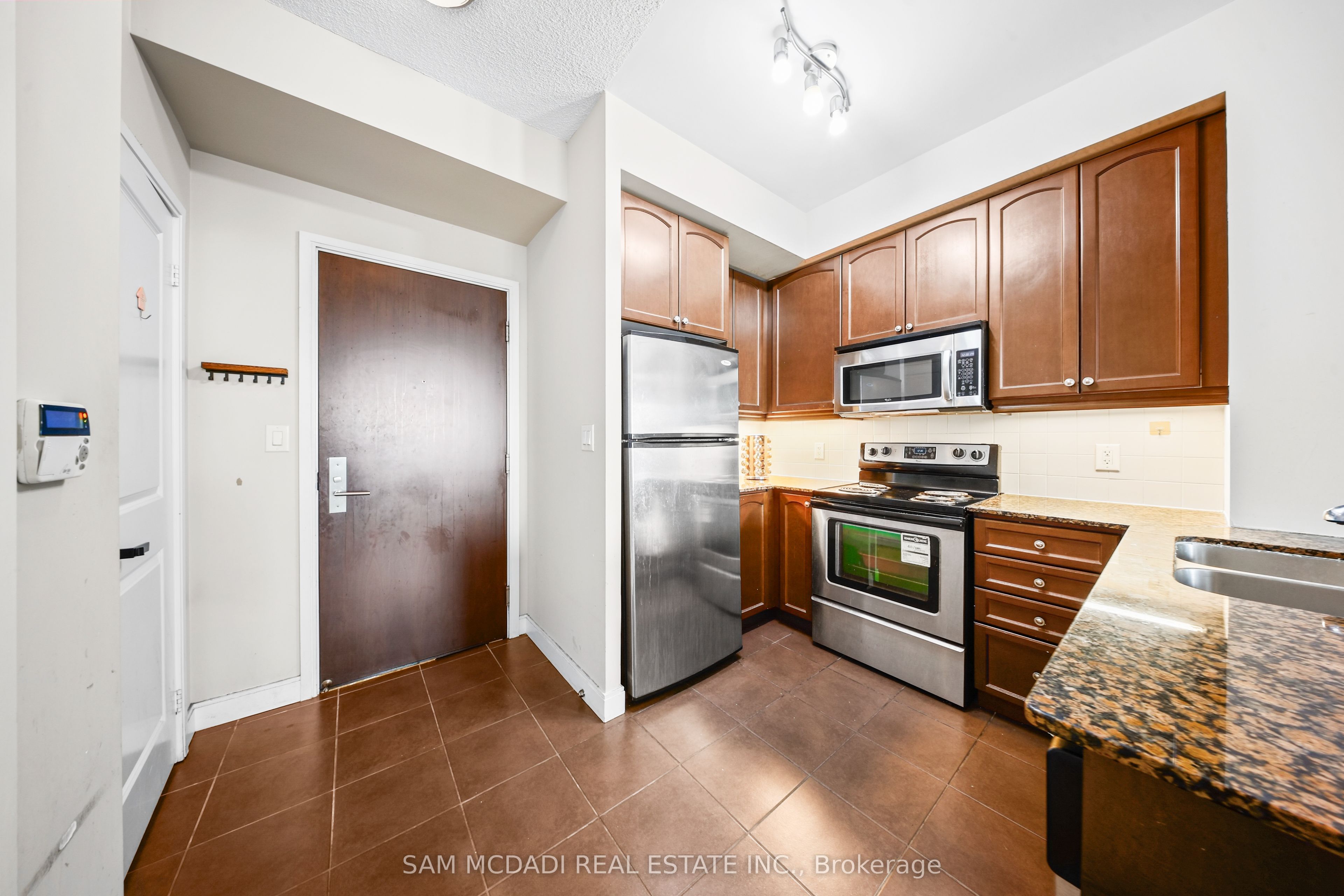 60 Absolute Avenue 2408, Mississauga, ON L4Z 0A9 photo 4