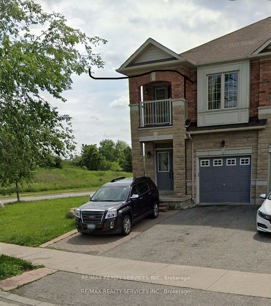 2 Crystalview Crescent, Brampton, ON L6P 2R7