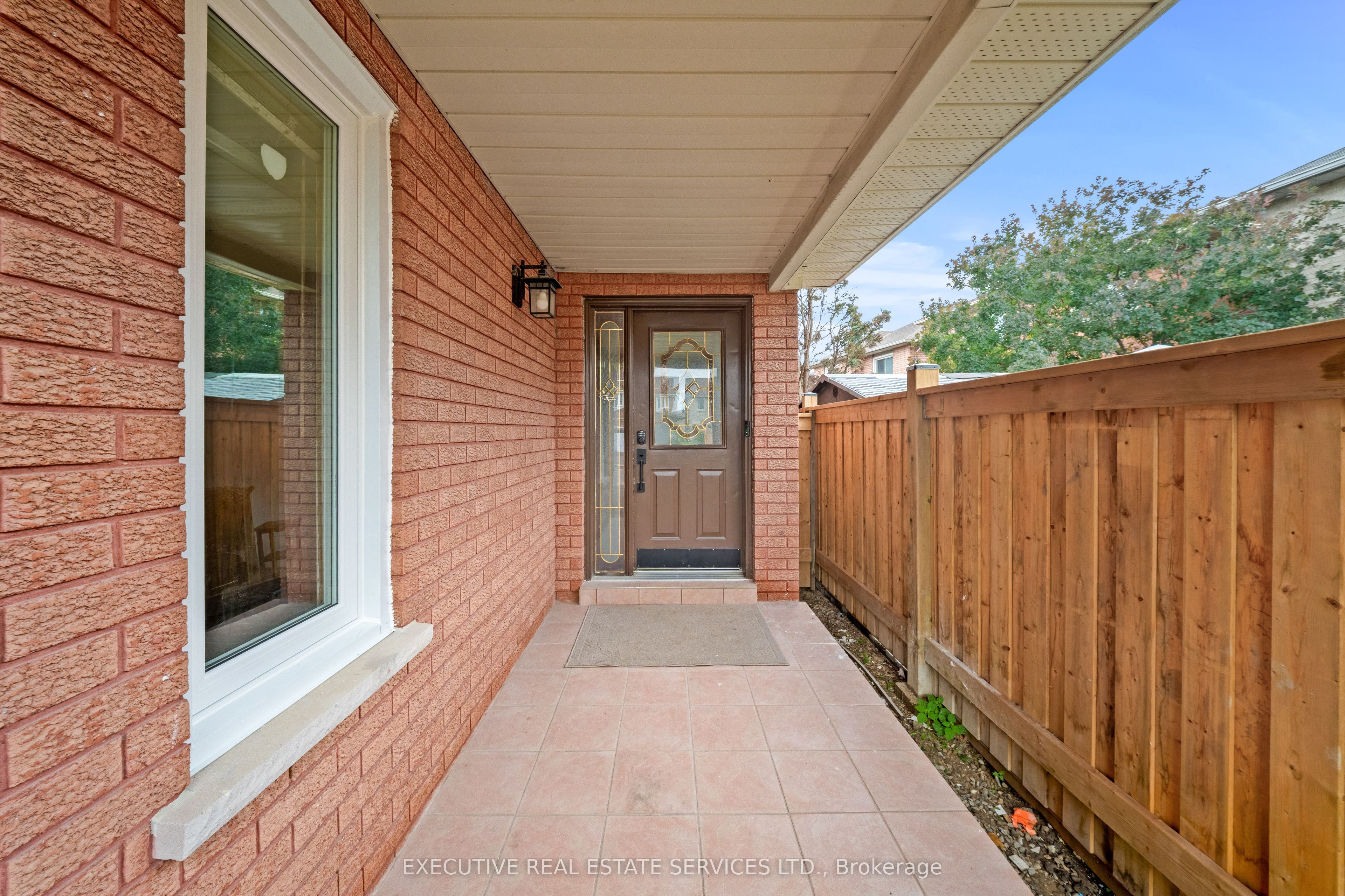 45 Sahara Trail, Brampton, ON L6R 1P3 photo 5