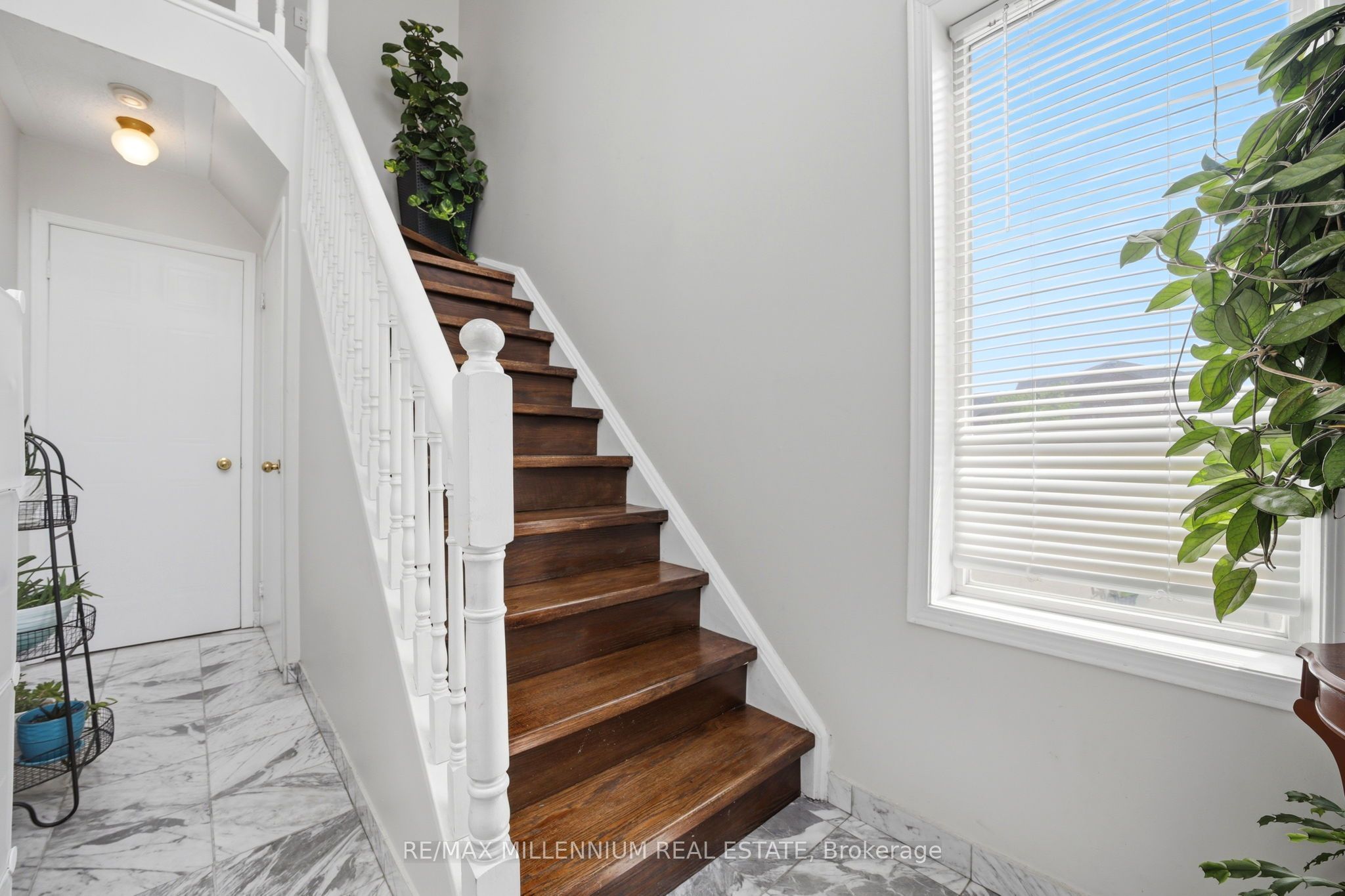 115 Bristol Road E 24, Mississauga, ON L4Z 3P7 photo 5