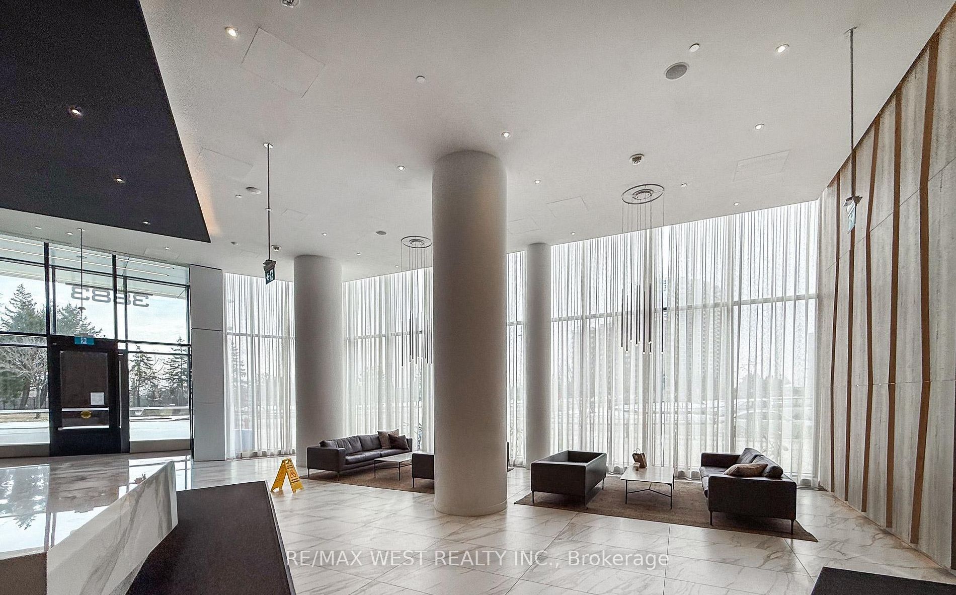 3883 Quartz Road 621, Mississauga, ON L5B 0M4 photo 3