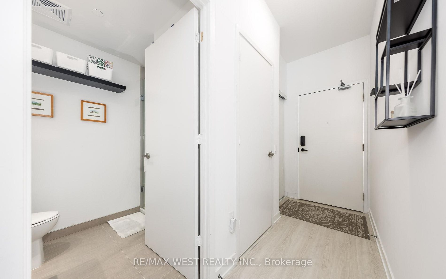 3883 Quartz Road 621, Mississauga, ON L5B 0M4 photo 5