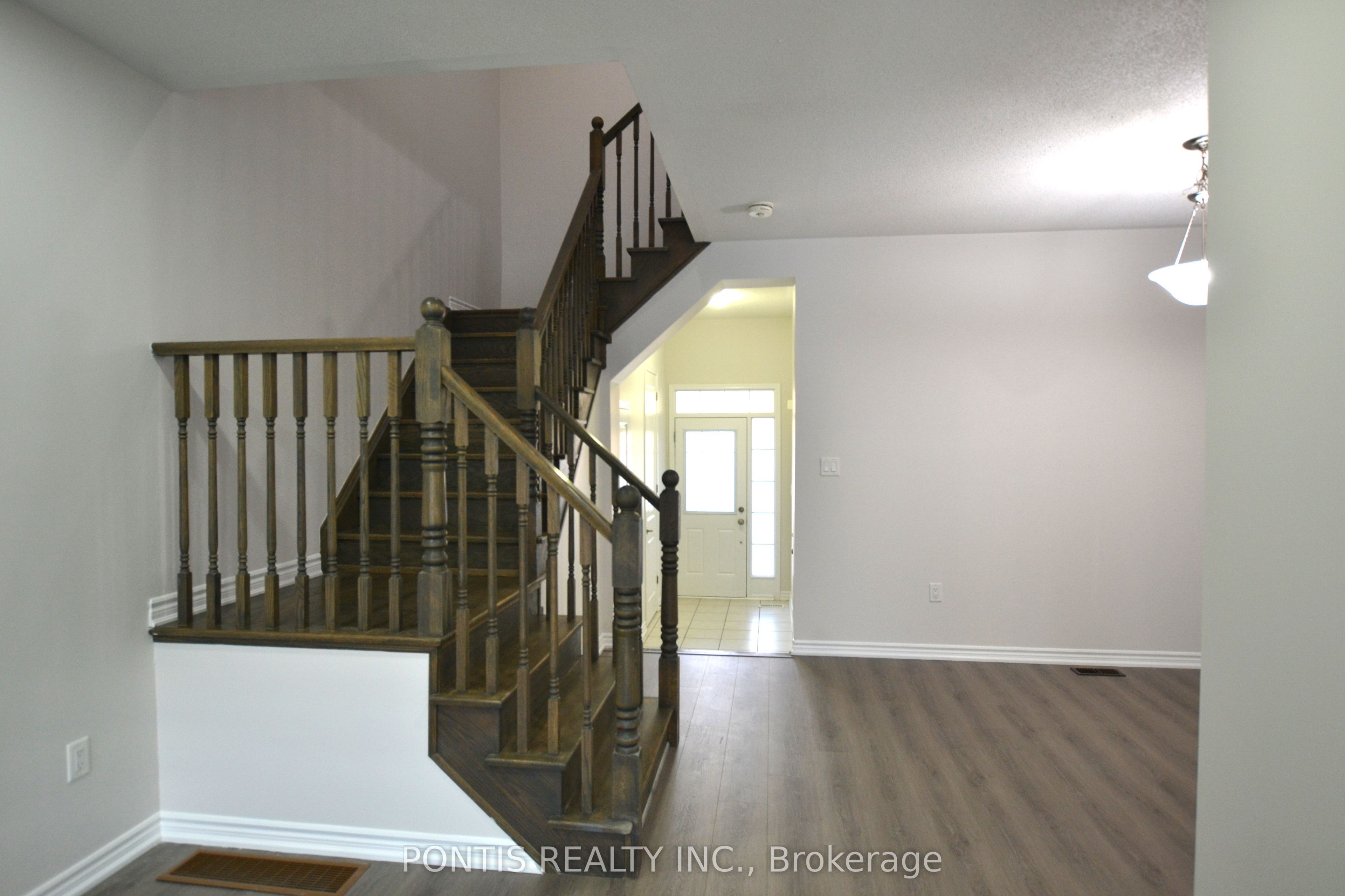 47 Phyllis Drive, Caledon, ON L7C 4E2 photo 4