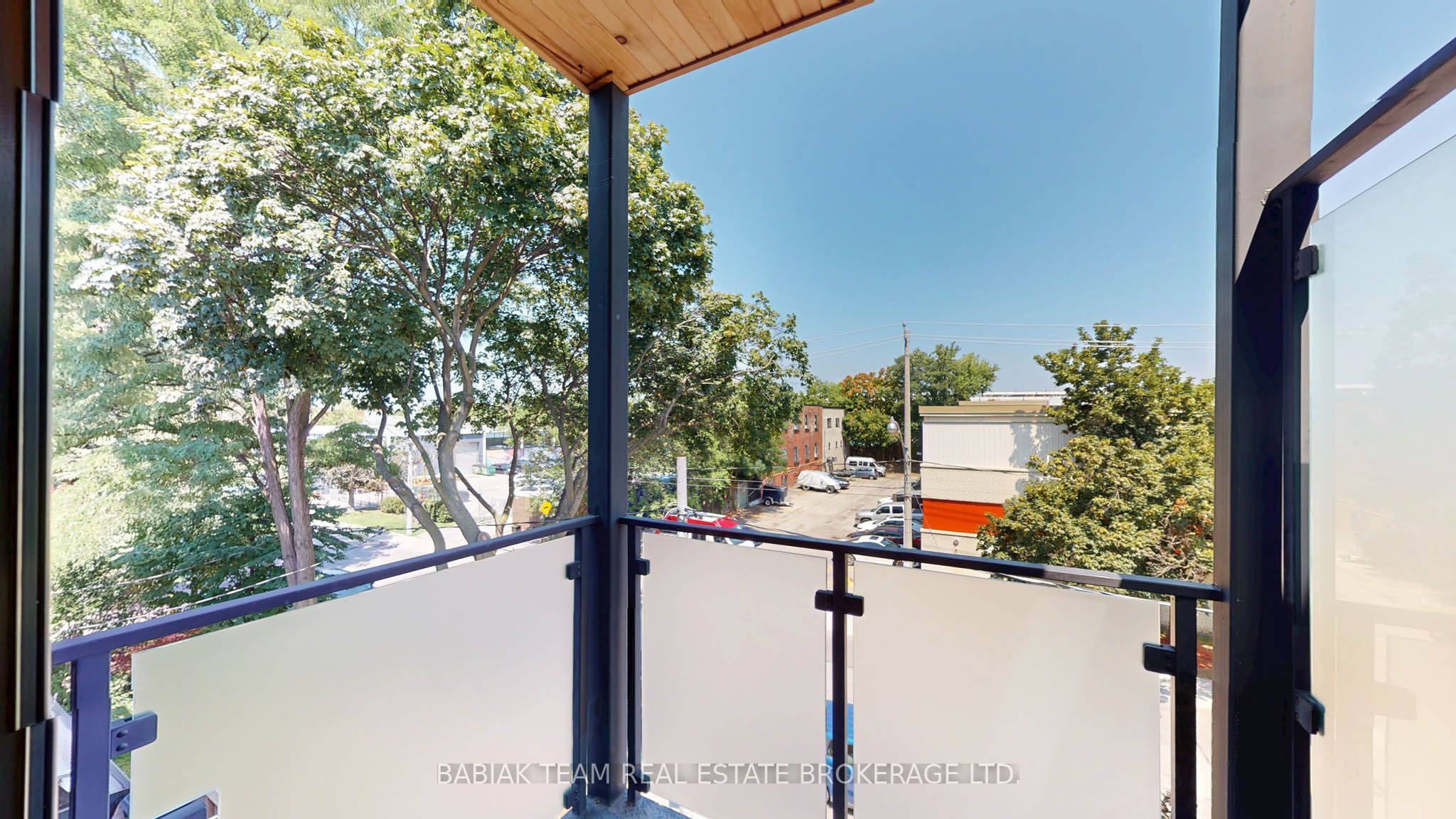 57 Vine Avenue 301, Toronto, ON M6P 1V6 photo 5