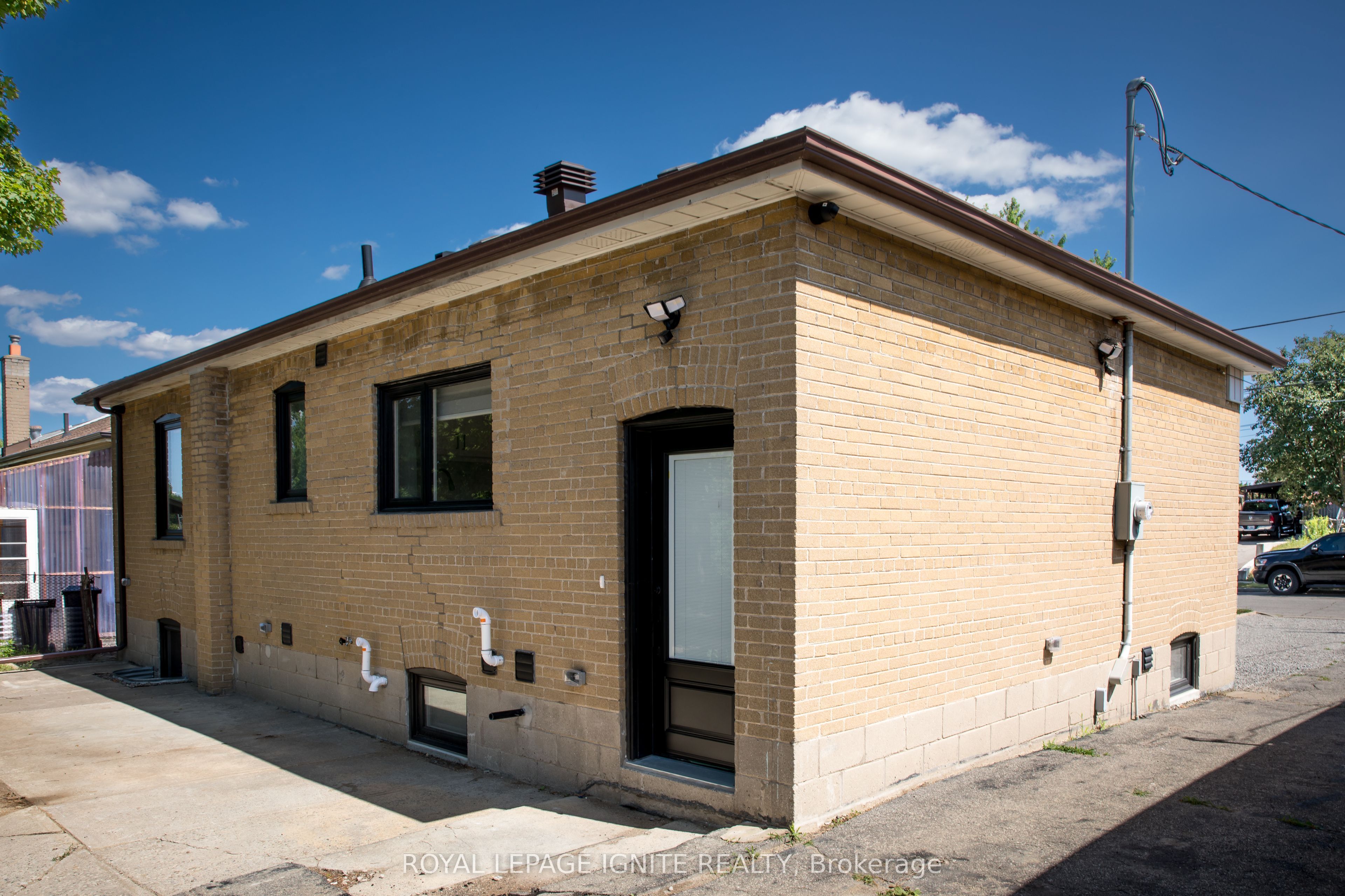 38 Parent Avenue Bsmt, Toronto, ON M3M 1Z7 photo 2