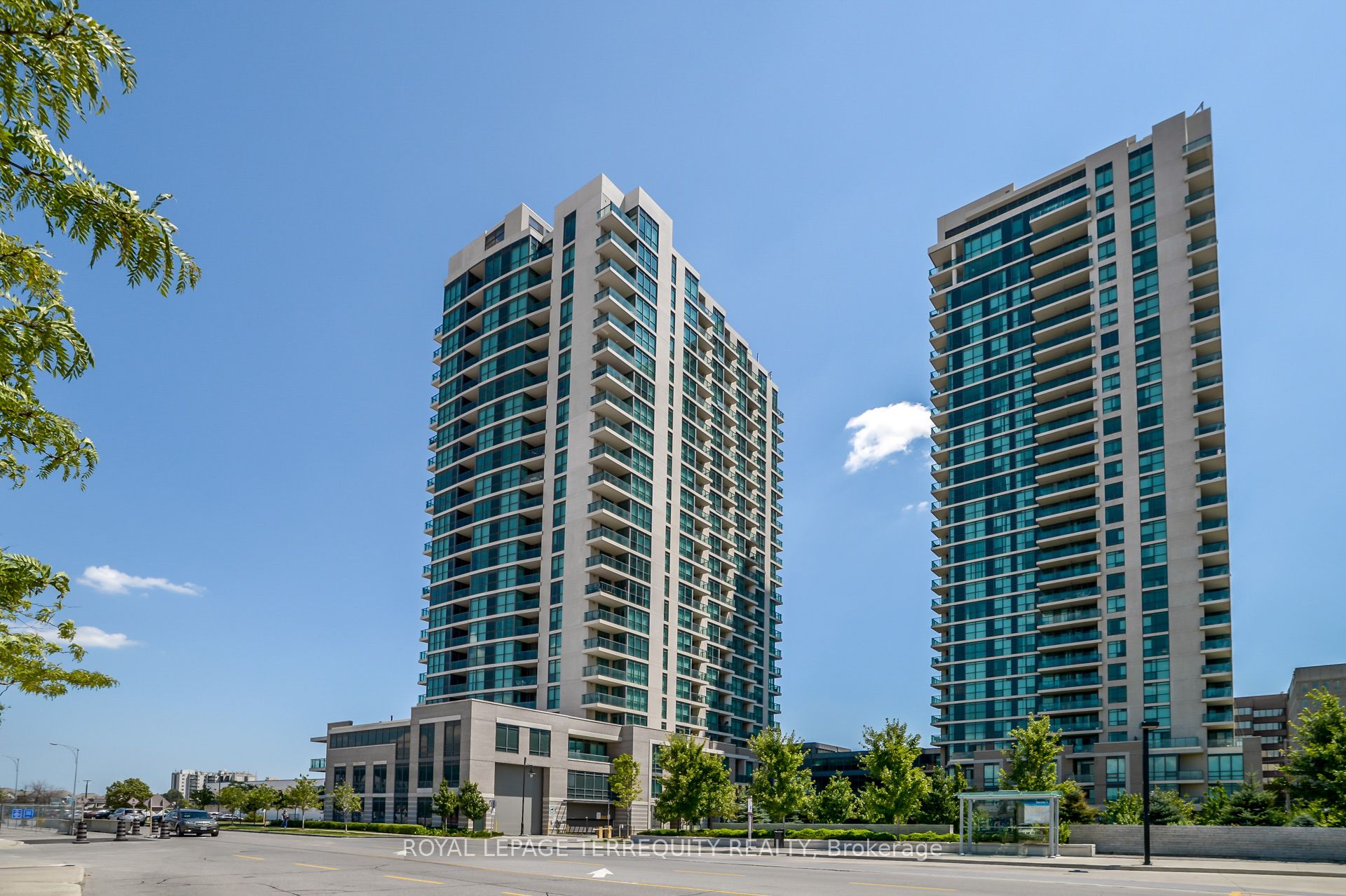 215 Sherway Gardens Road 2810, Toronto, ON M9C 0A4 photo 2