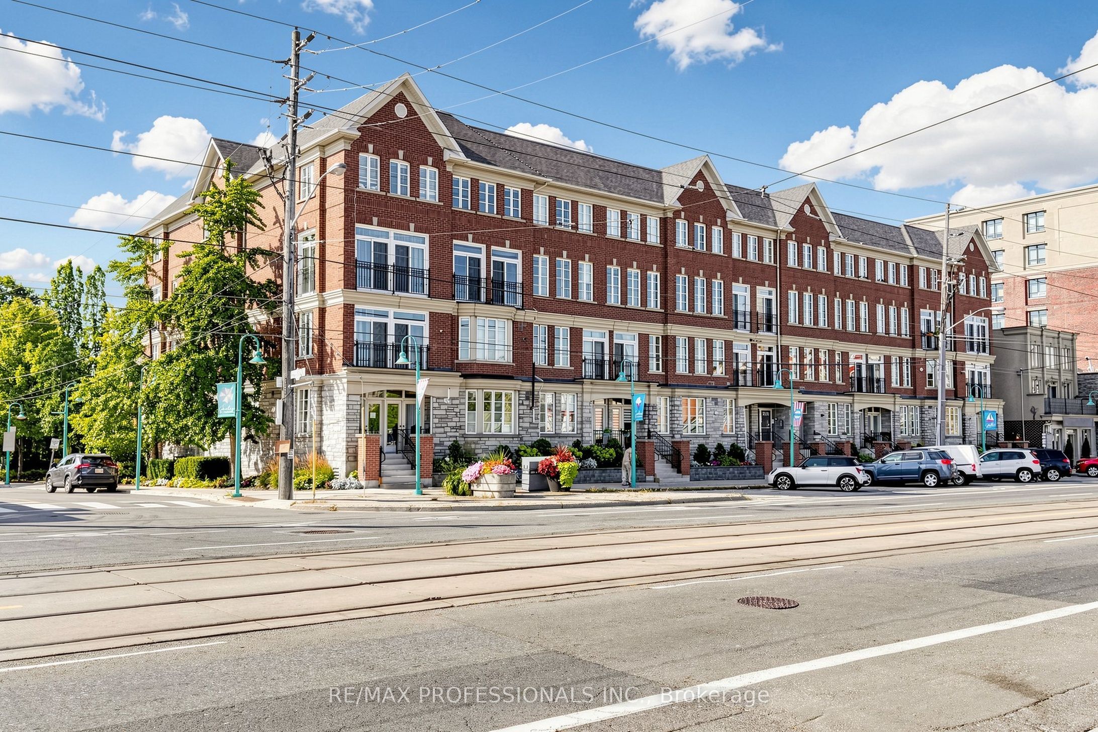 3531 Lake Shore Boulevard W 206, Toronto, ON M8W 1P4