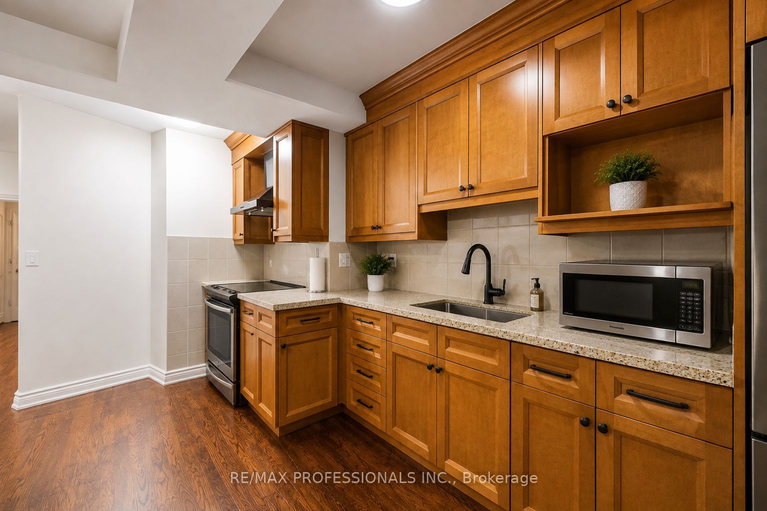 166 Caledonia Road, Toronto, ON M6E 4S7 photo 5