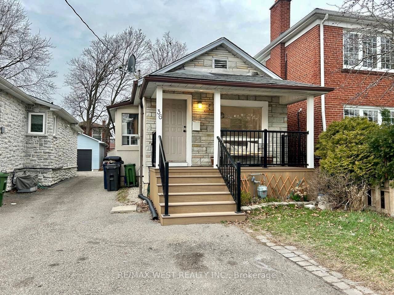 36 Fourteenth Street E, Toronto, ON M8V 3H9