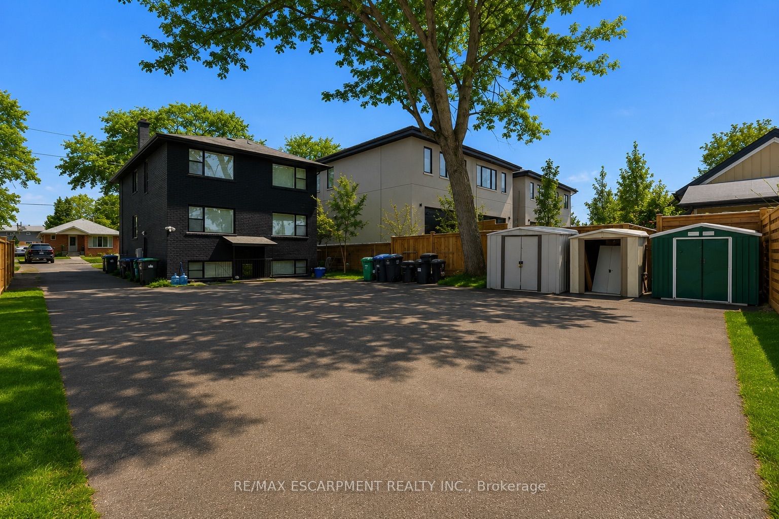 43 Broadview Avenue, Mississauga, ON L5H 2S8 photo 5