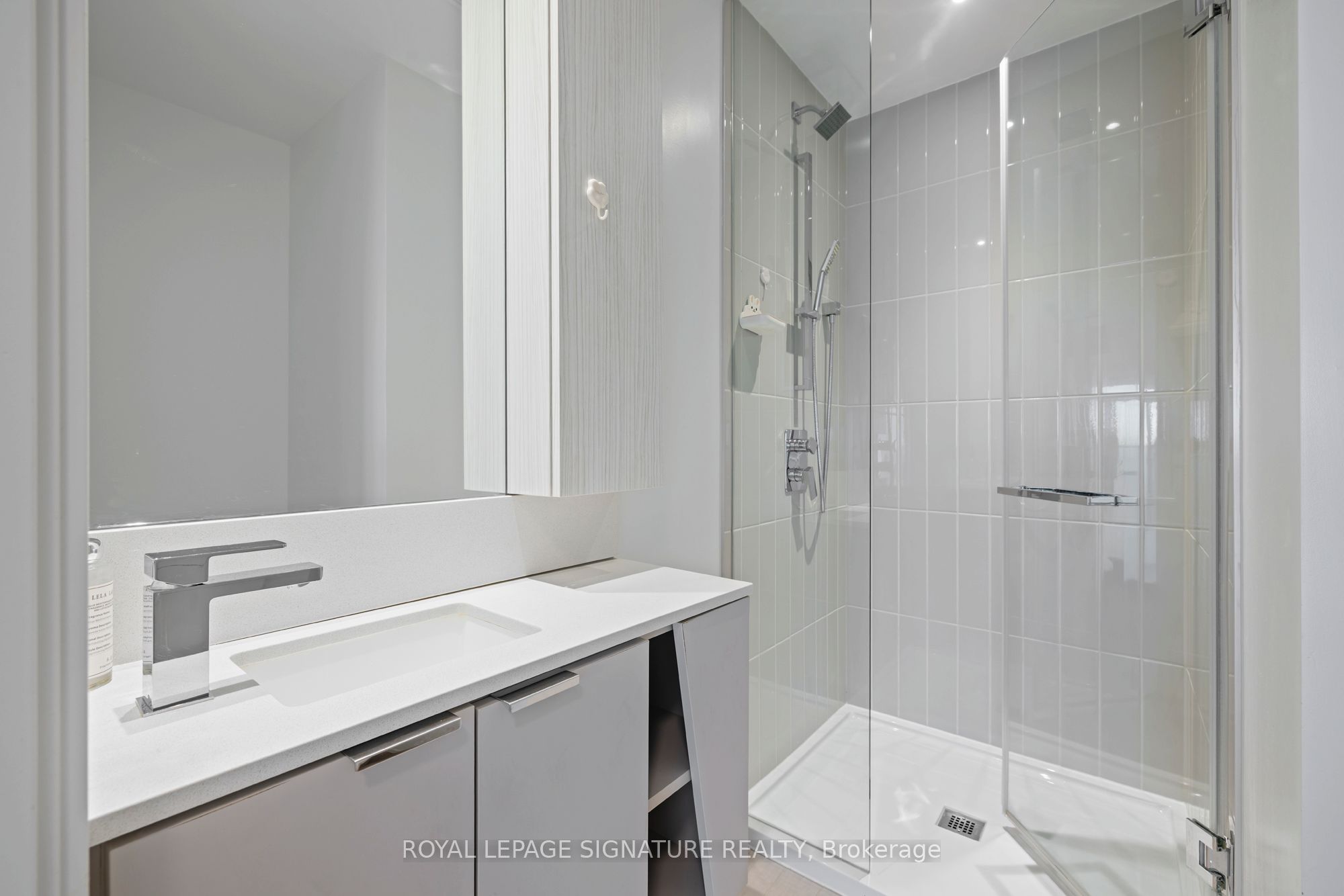 3883 Quartz Road 2105, Mississauga, ON L5B 4M6 photo 5