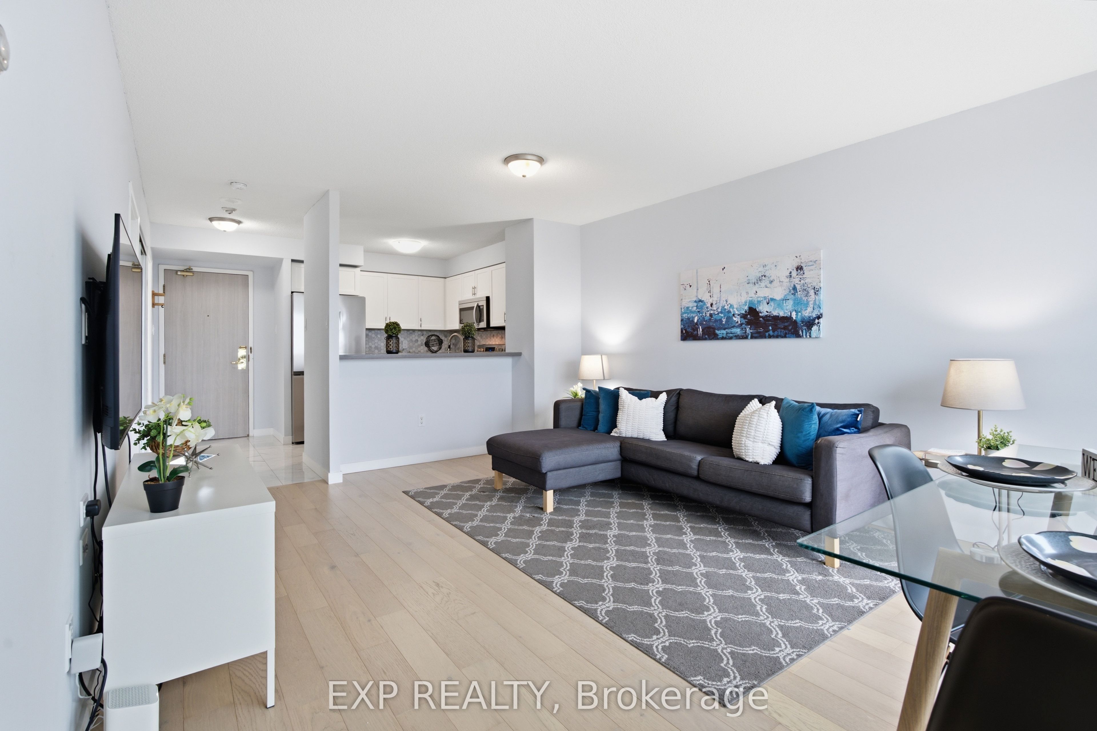 2155 Burnhamthorpe Road W 1005, Mississauga, ON L5L 5P4 photo 3