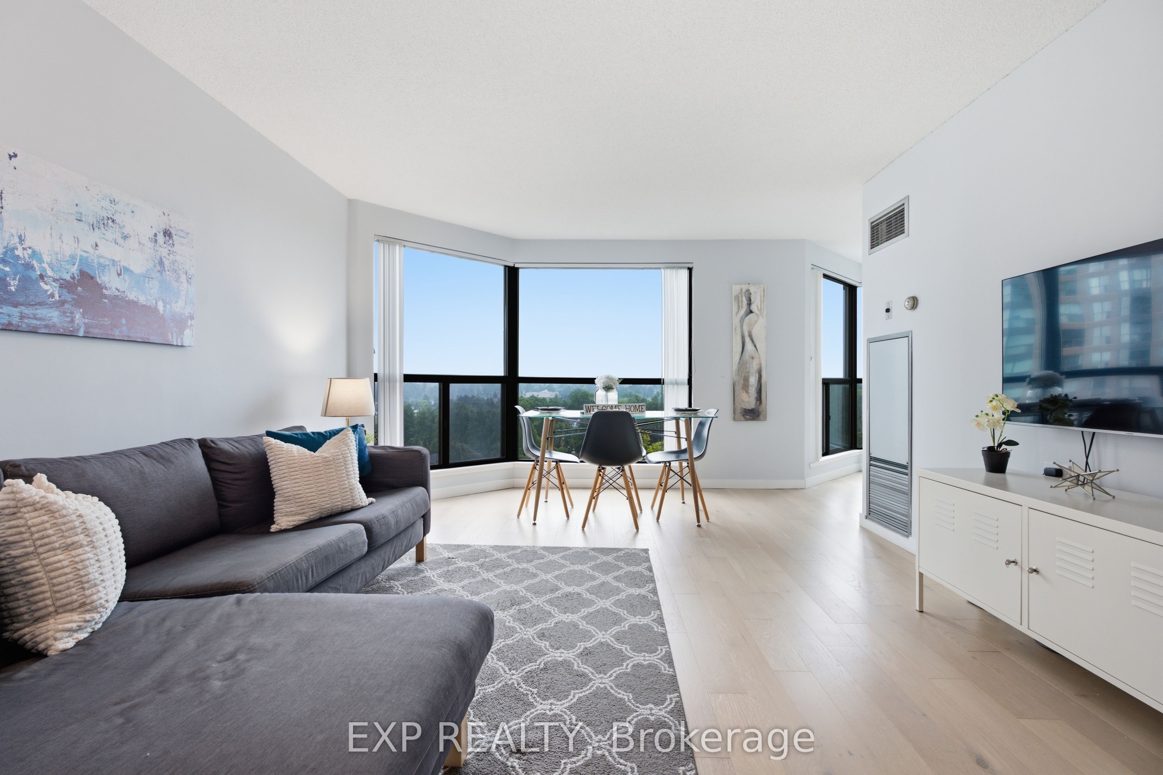 2155 Burnhamthorpe Road W 1005, Mississauga, ON L5L 5P4 photo 4