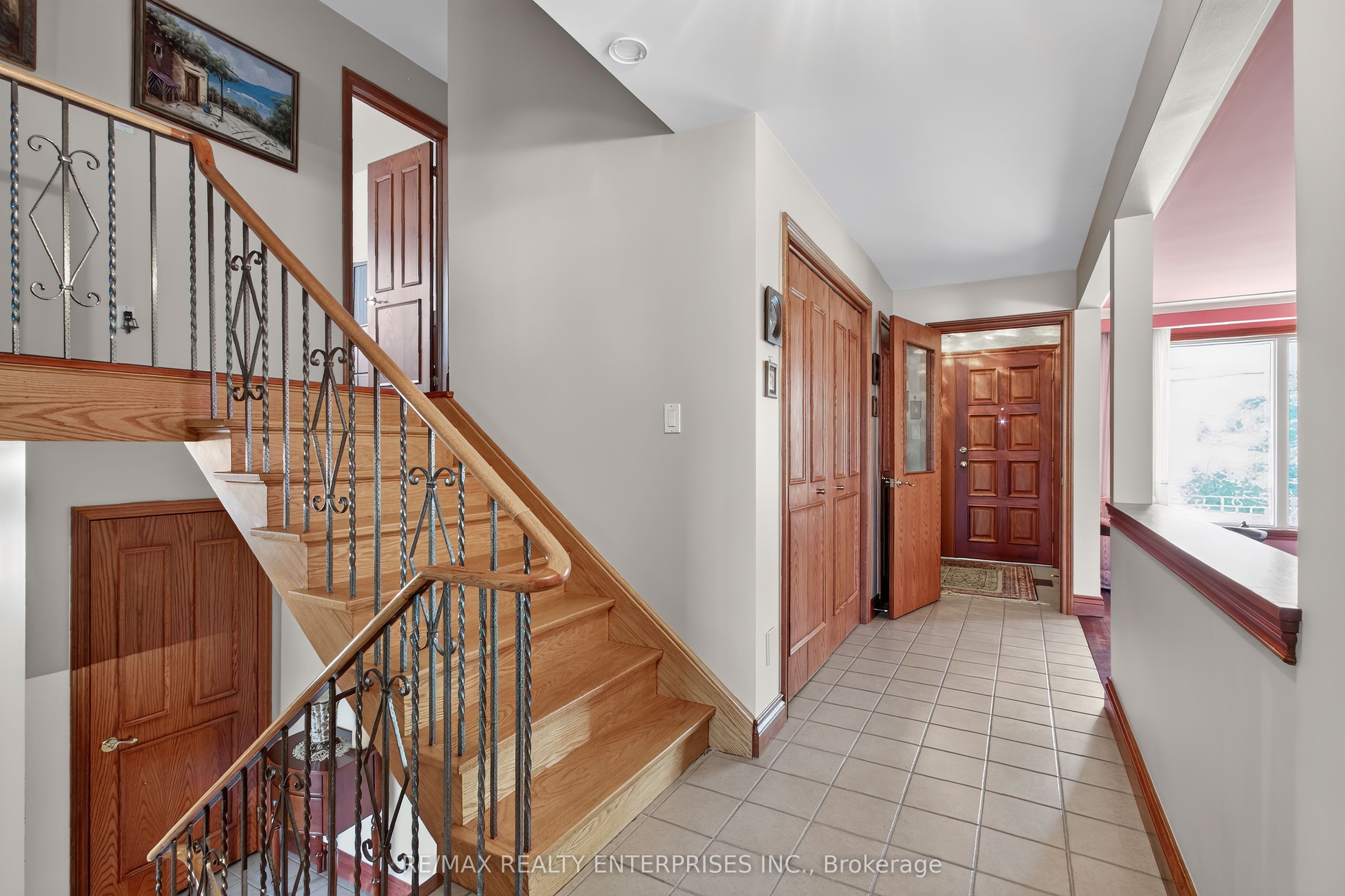 3 Slane Court, Toronto, ON M9V 3X5 photo 5