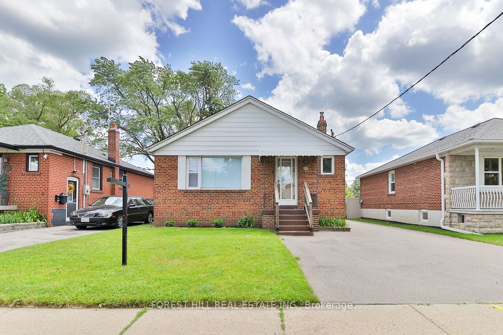 19 Silvercrest Avenue, Toronto, ON M8W 2S3 photo 2