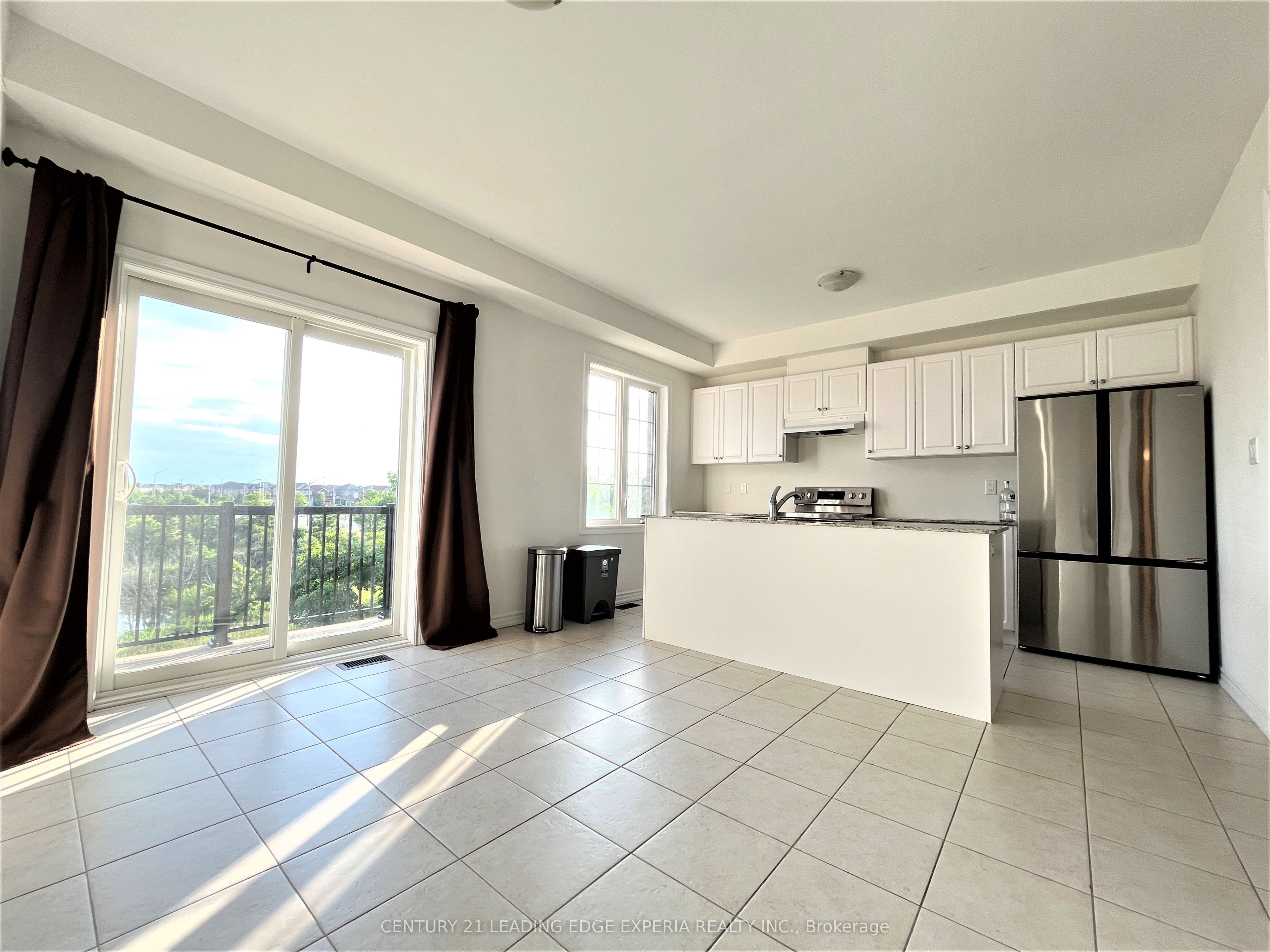 12 Pomarine Way W, Brampton, ON L6X 5R6 photo 3