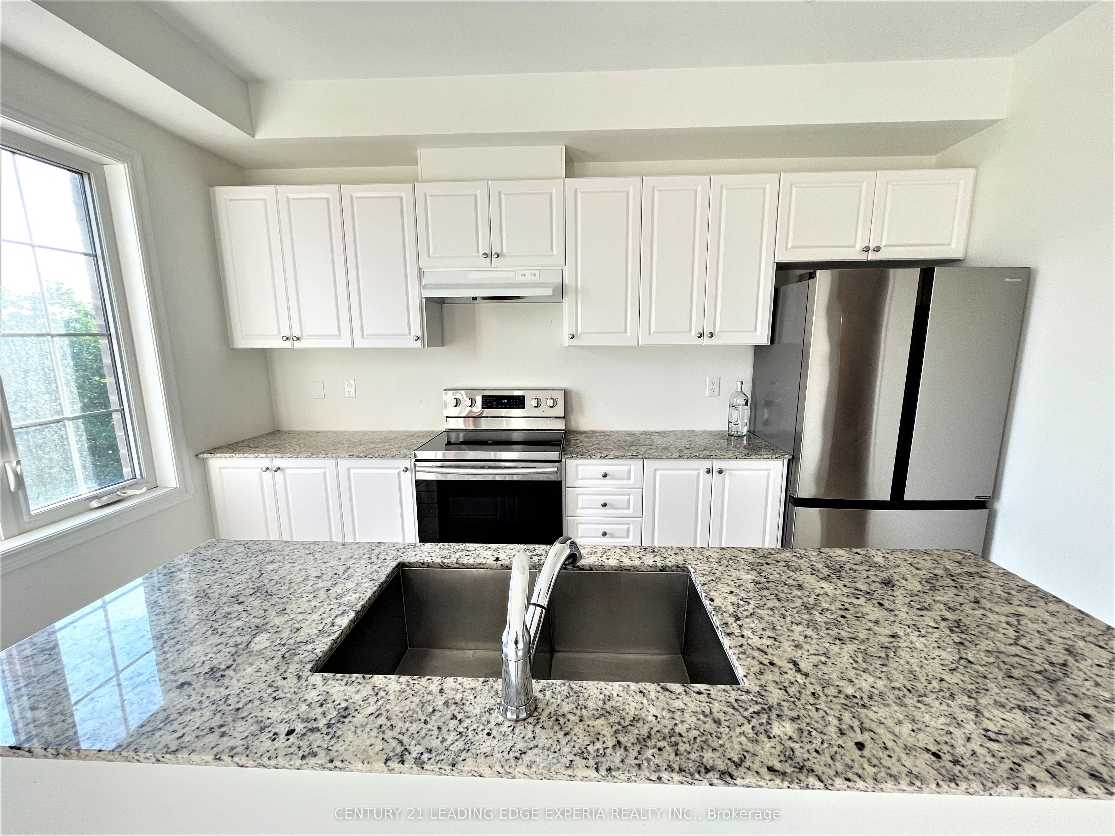 12 Pomarine Way W, Brampton, ON L6X 5R6 photo 5
