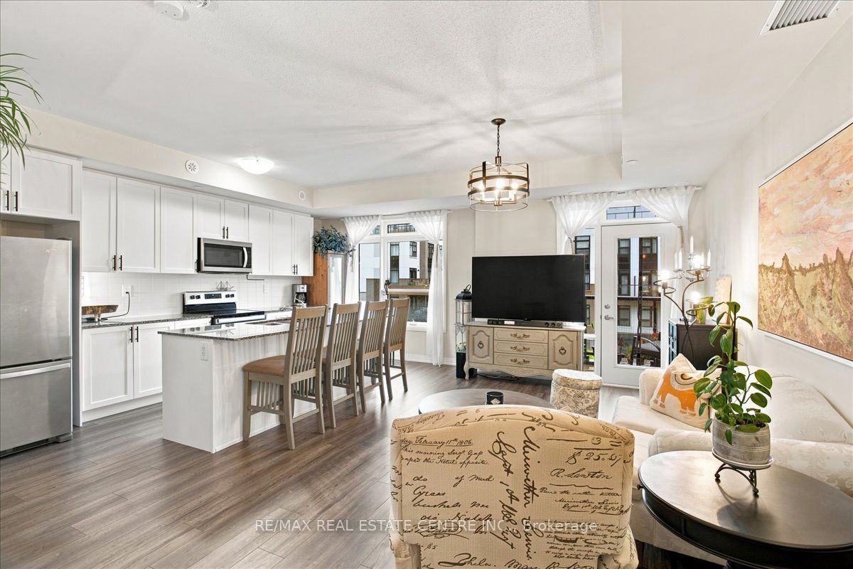 1597 Rose Way 103, Milton, ON L9E 1N4 photo 4
