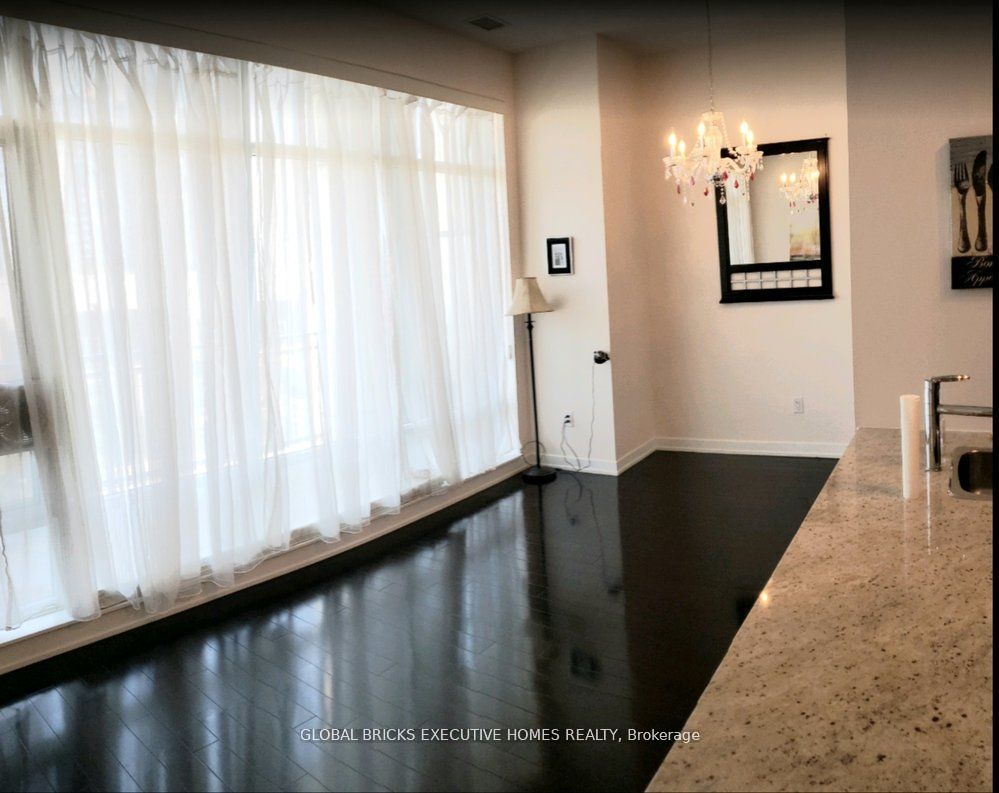 365 PRINCE OF WALES Drive 408, Mississauga, ON L5B 0G6 photo 4