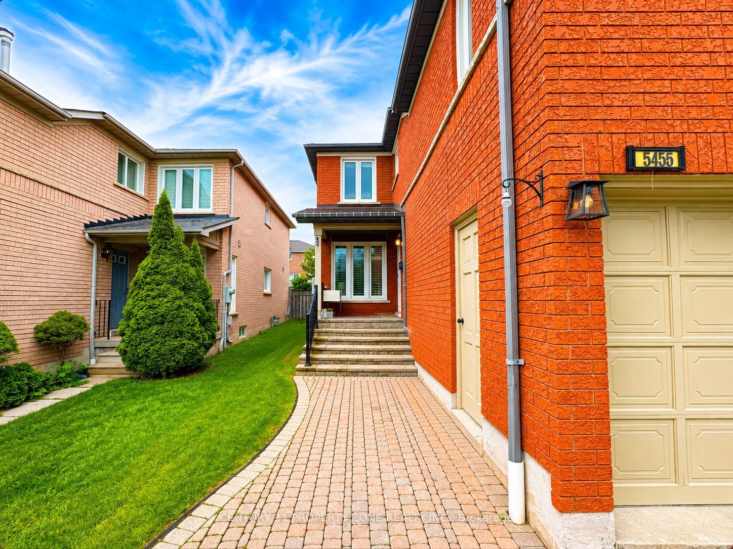5456 Palmerston Crescent, Mississauga, ON L5M 5Z8 photo 2