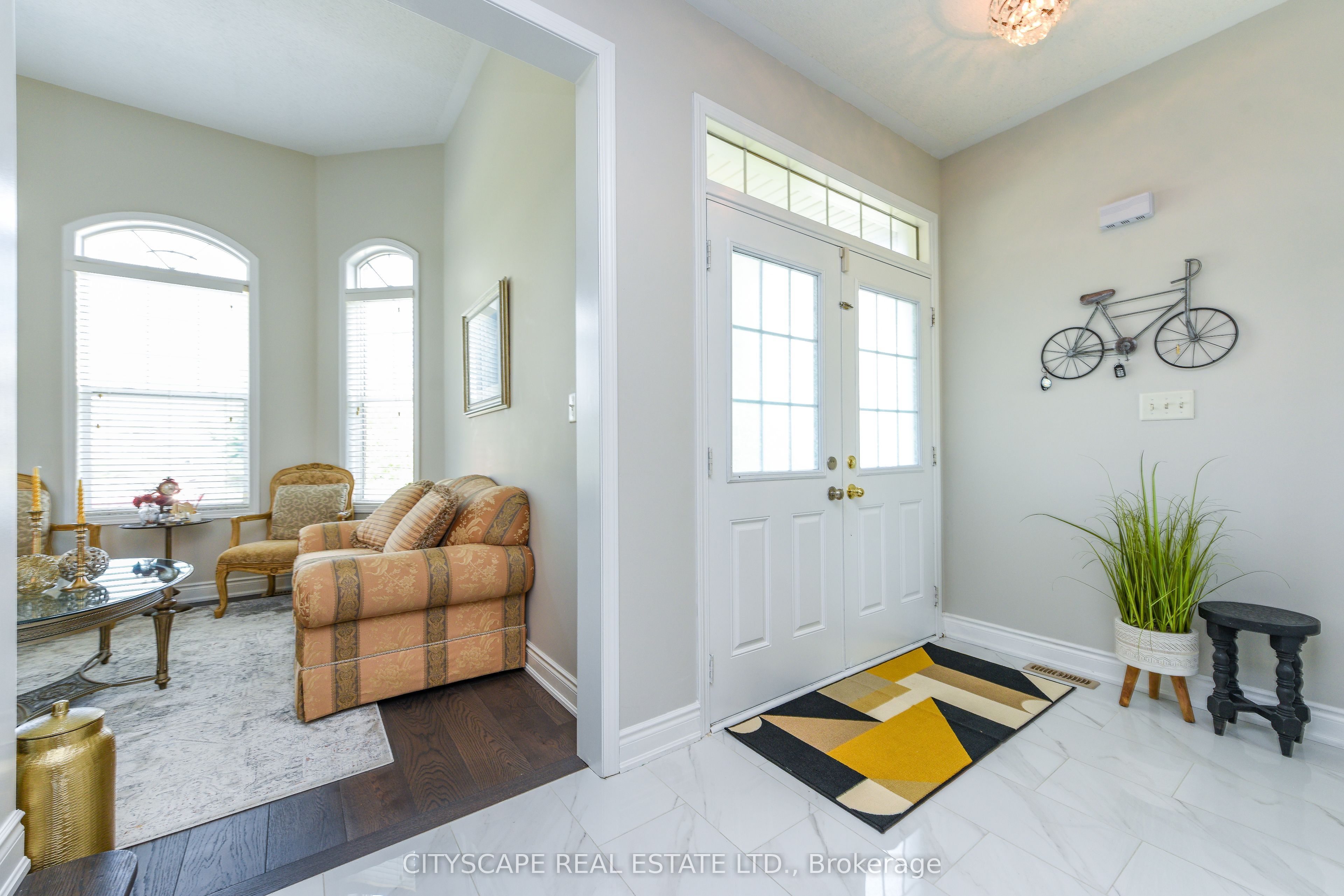 879 Bennett Boulevard, Milton, ON L9T 6X9 photo 3